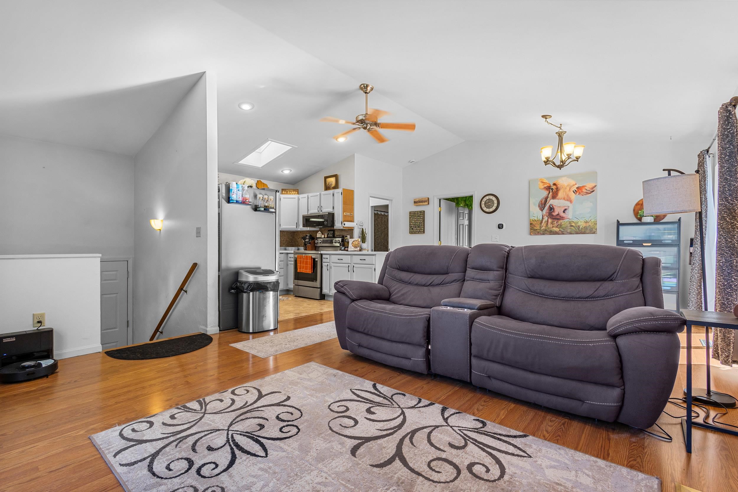 151729 WISTERIA Lane
