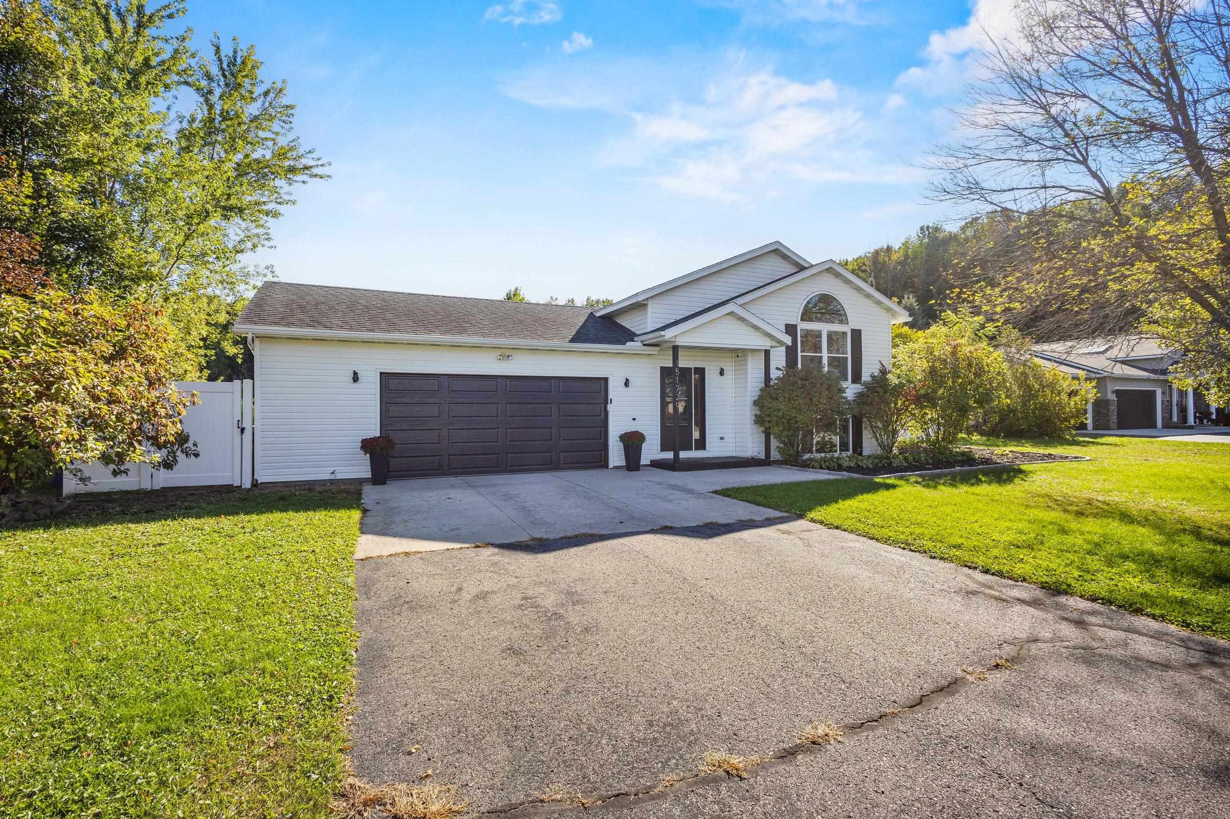 151729 WISTERIA Lane