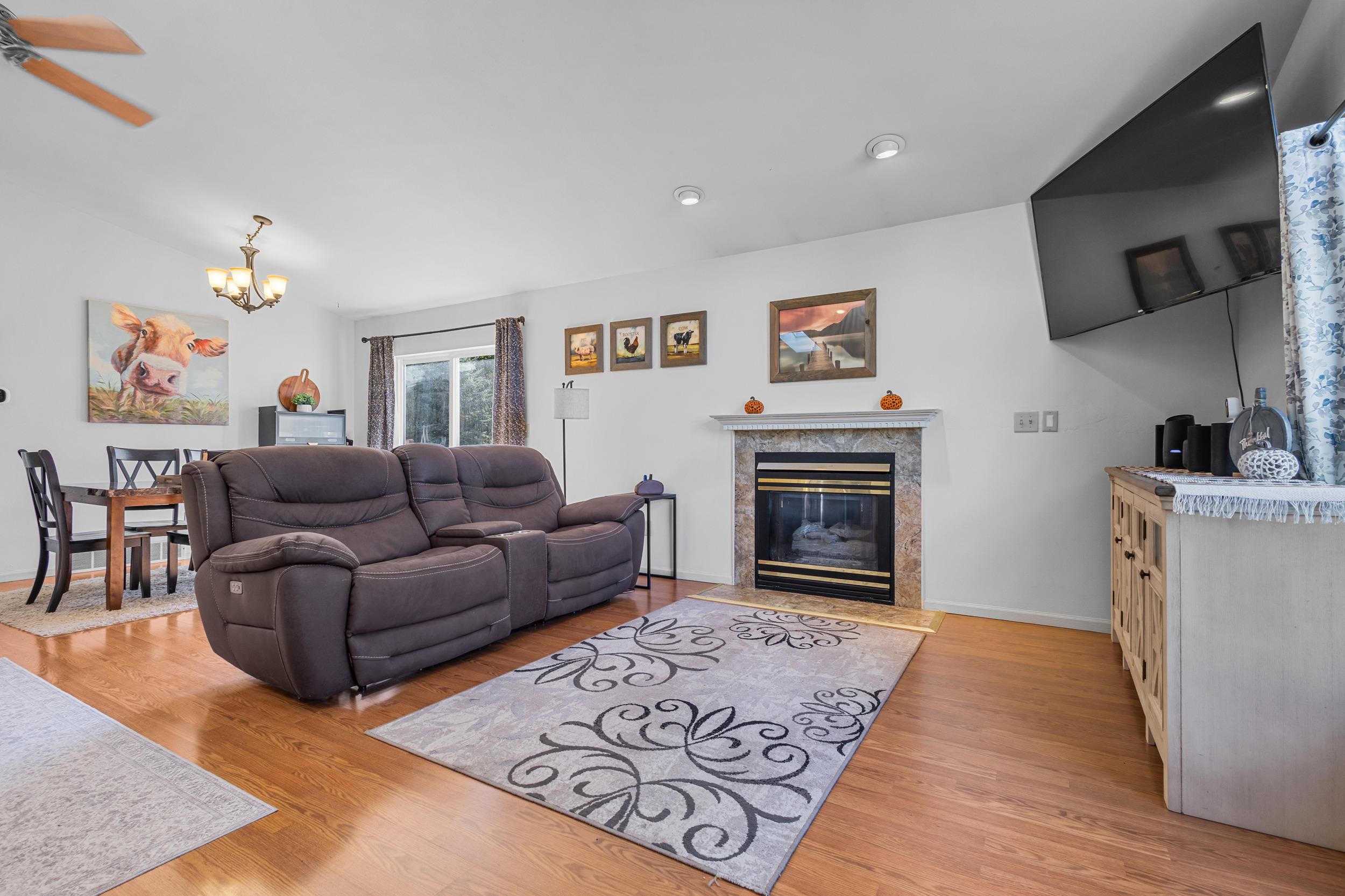 151729 WISTERIA Lane