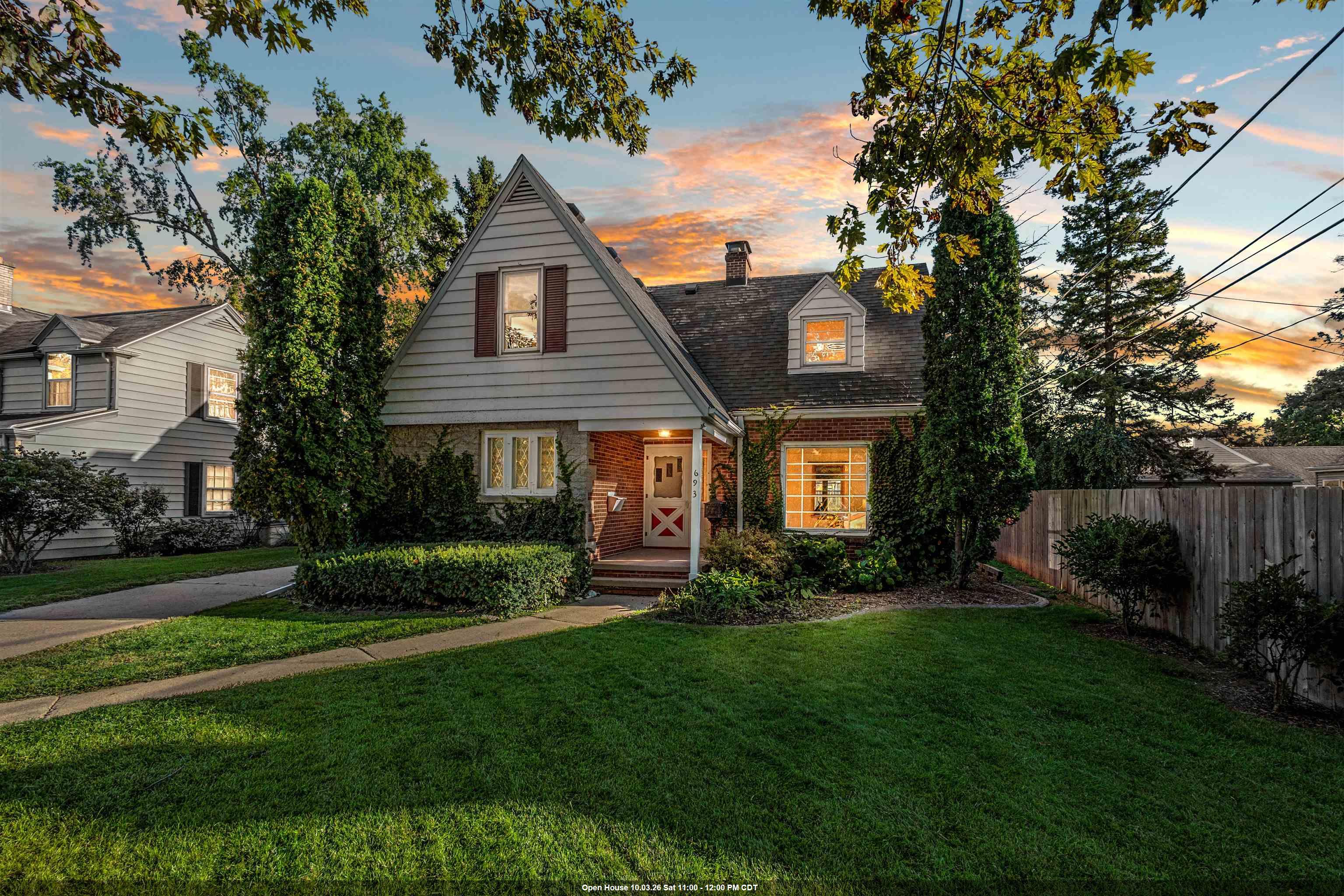 693 CONGRESS Place