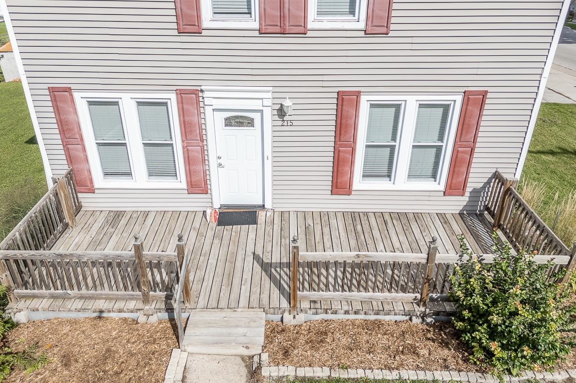 215 E SPRING Street