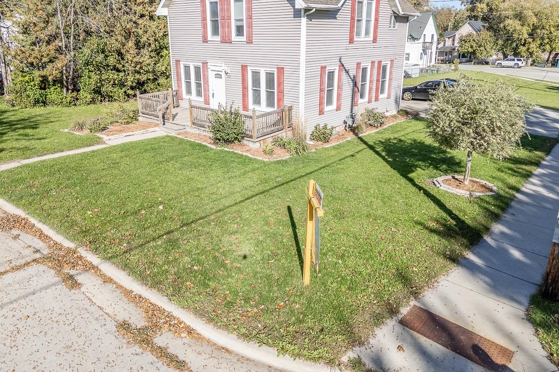 215 E SPRING Street
