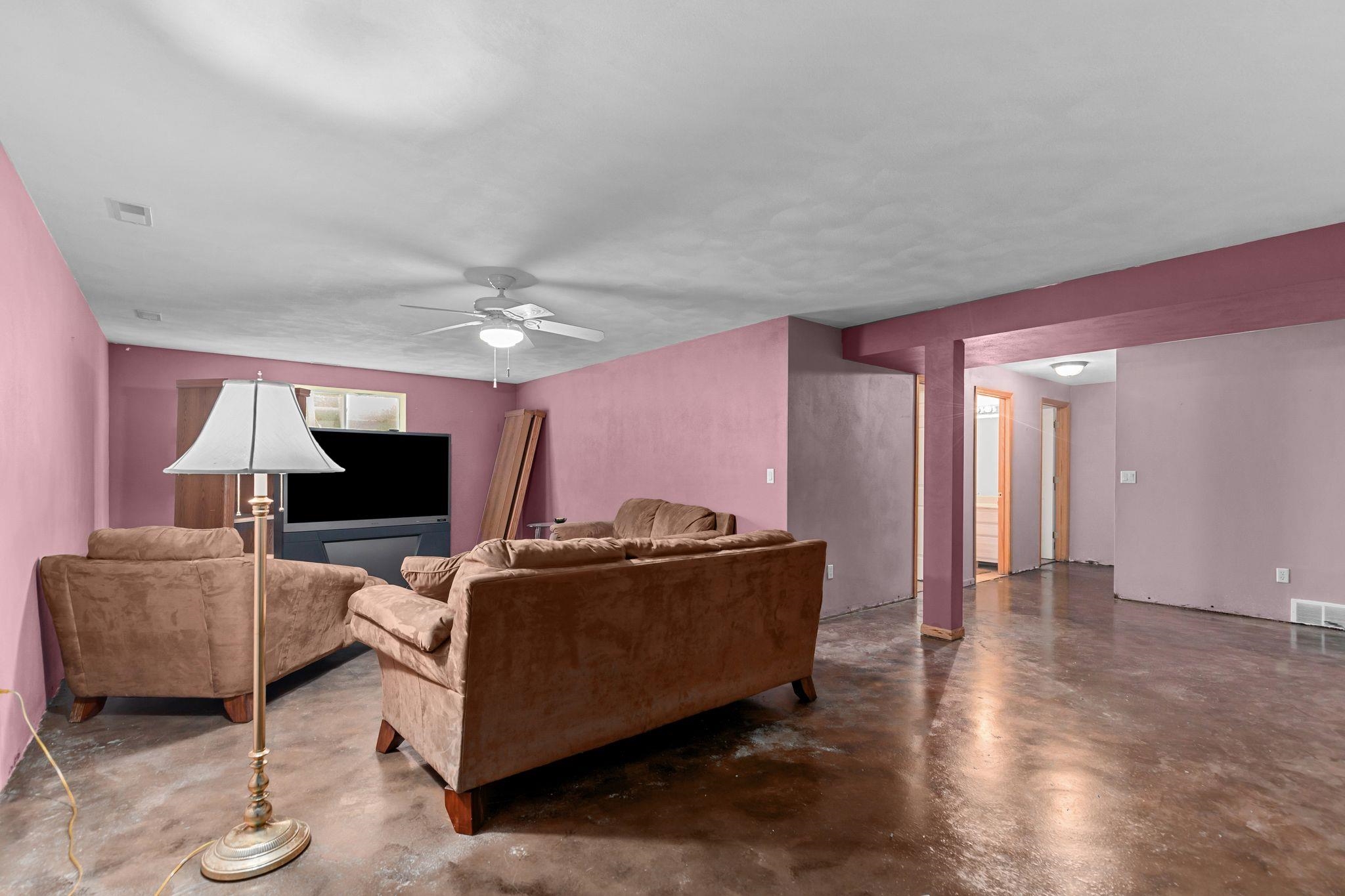 2282 WILLOW WAY Drive