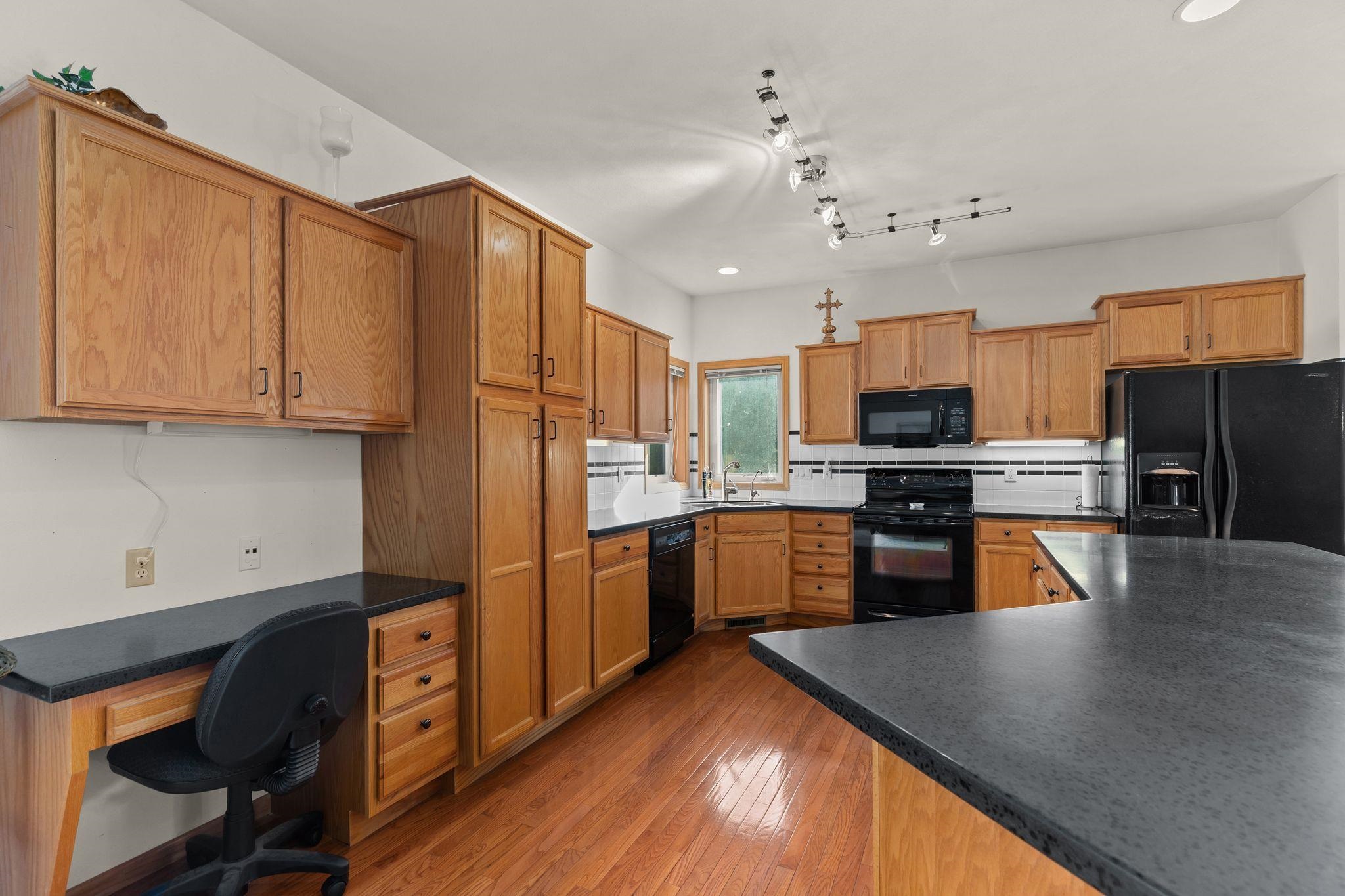 2282 WILLOW WAY Drive