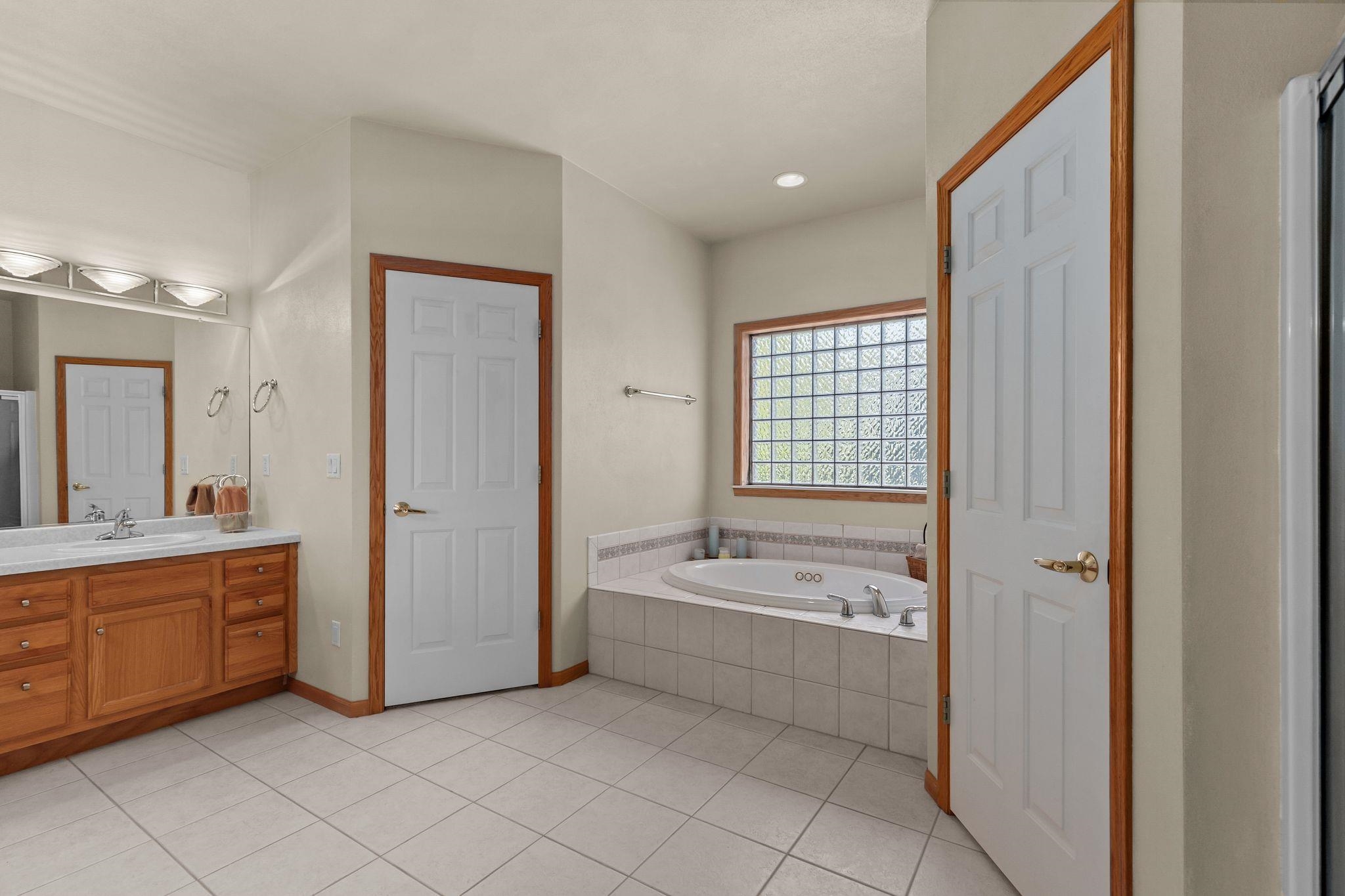 2282 WILLOW WAY Drive