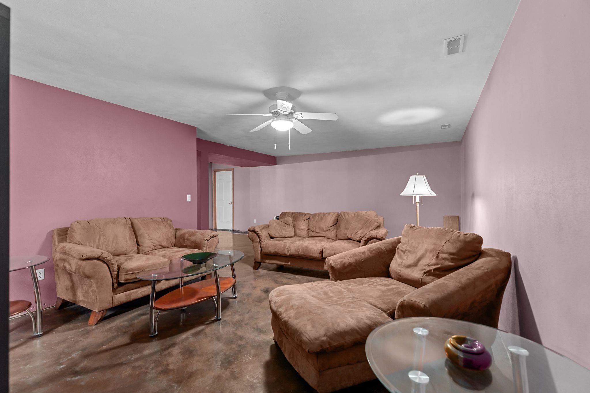 2282 WILLOW WAY Drive