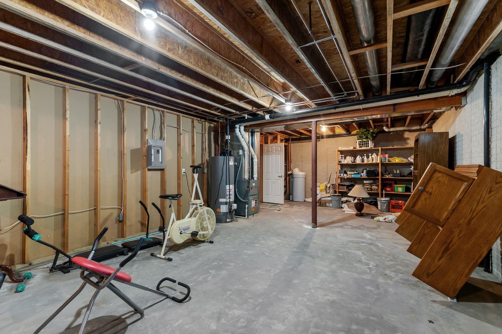 2282 WILLOW WAY Drive