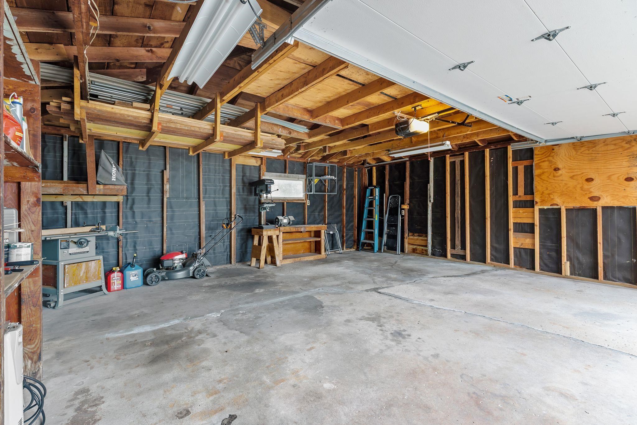 736 JOHN Street