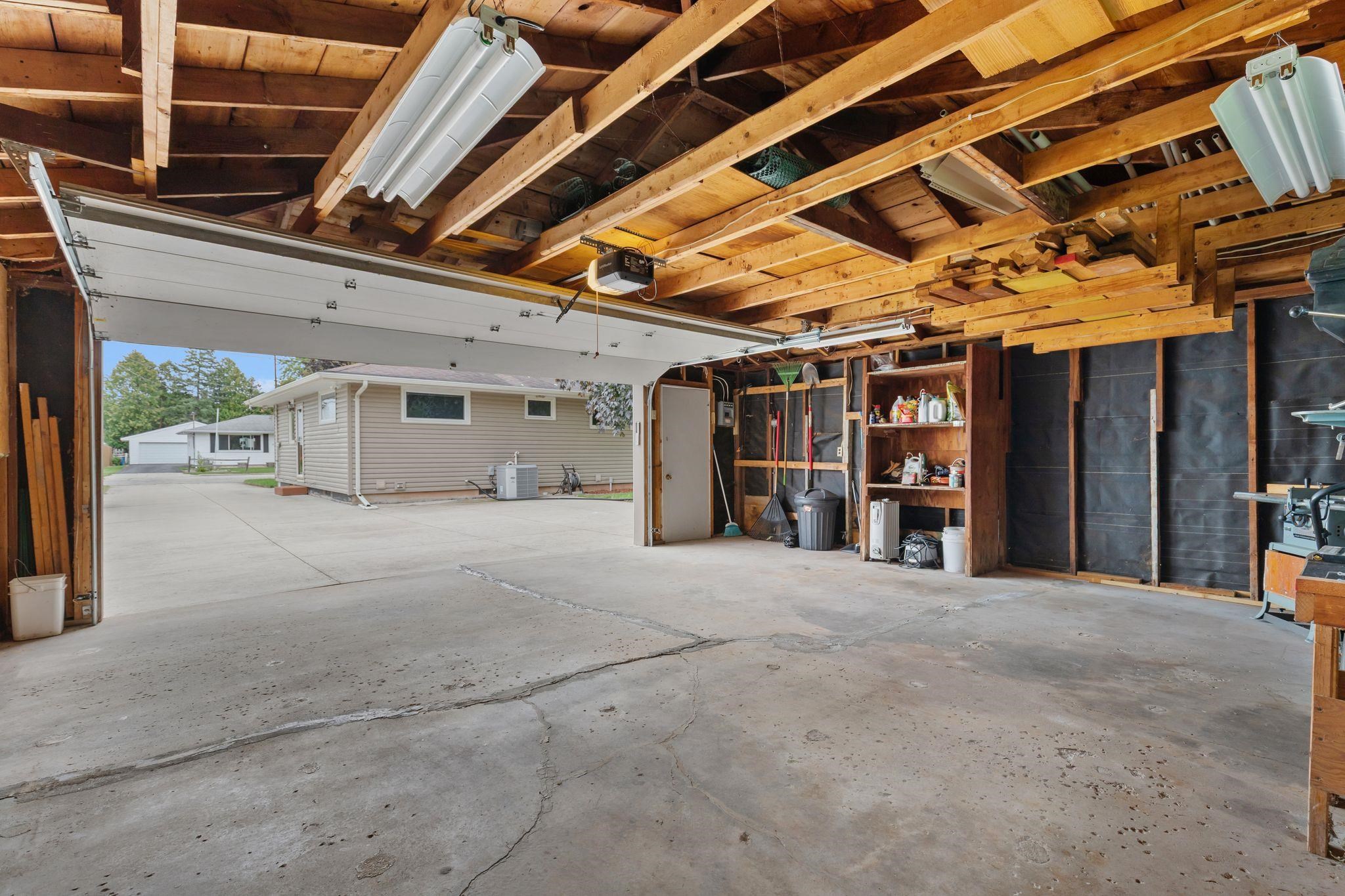 736 JOHN Street