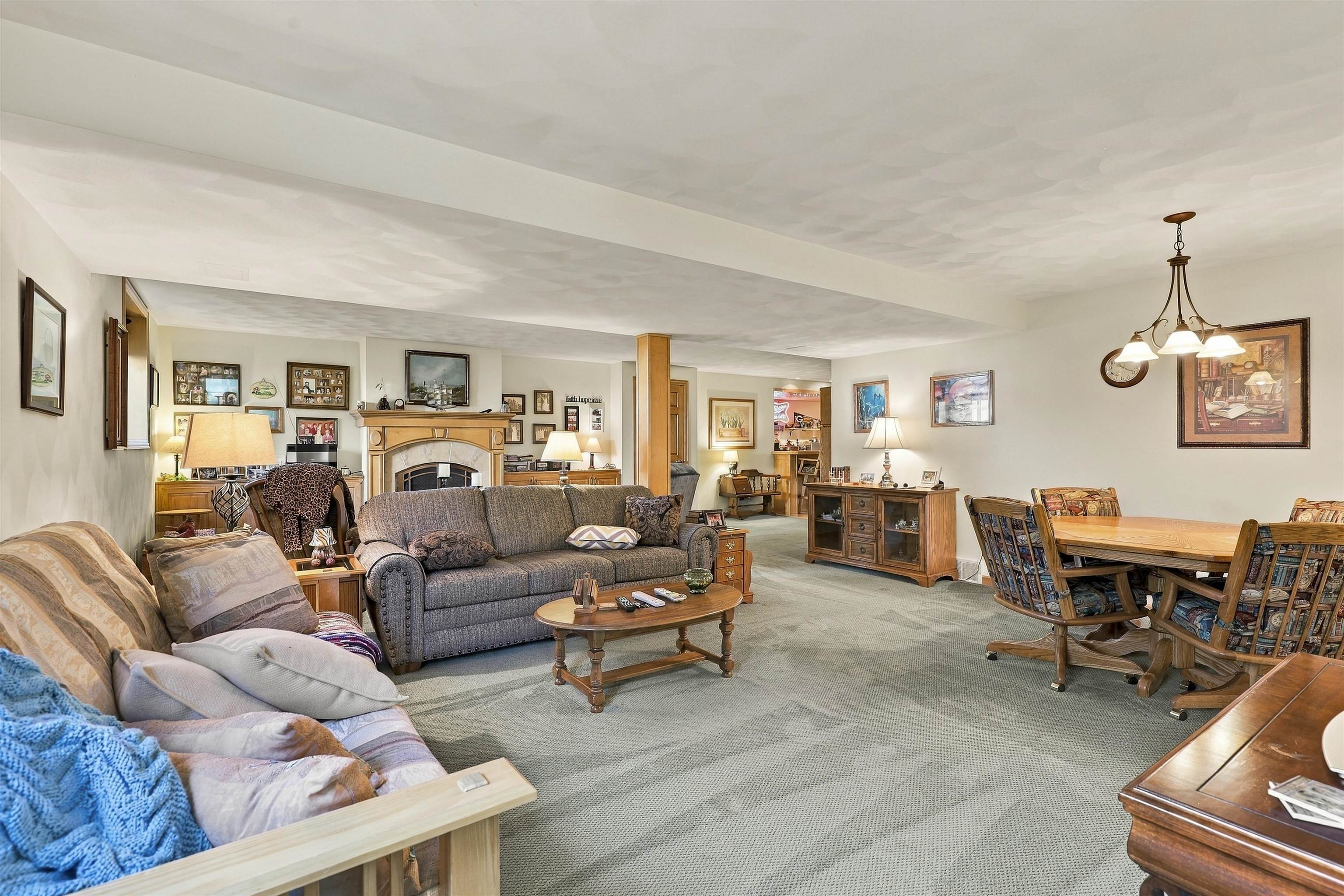 1394 W MASON RIDGE Court