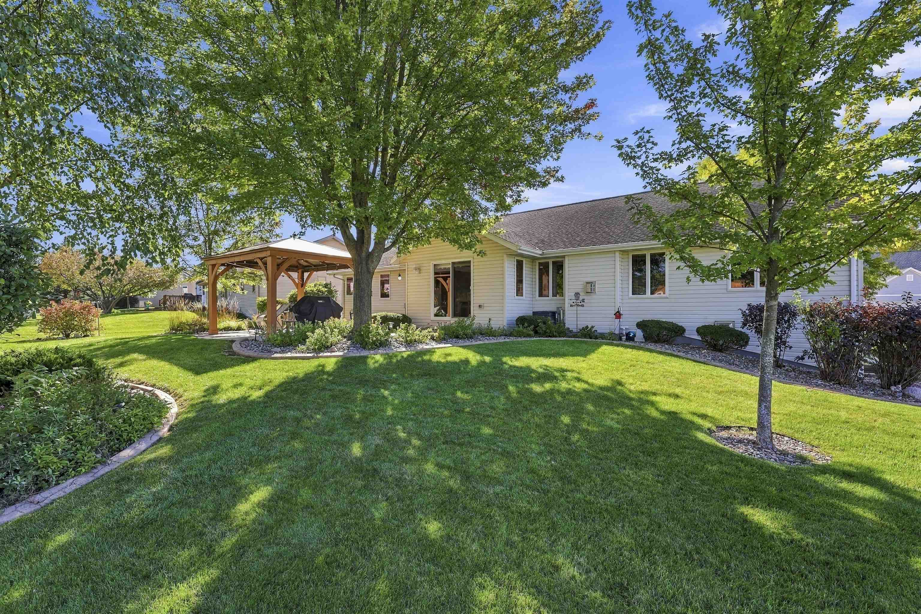 1394 W MASON RIDGE Court