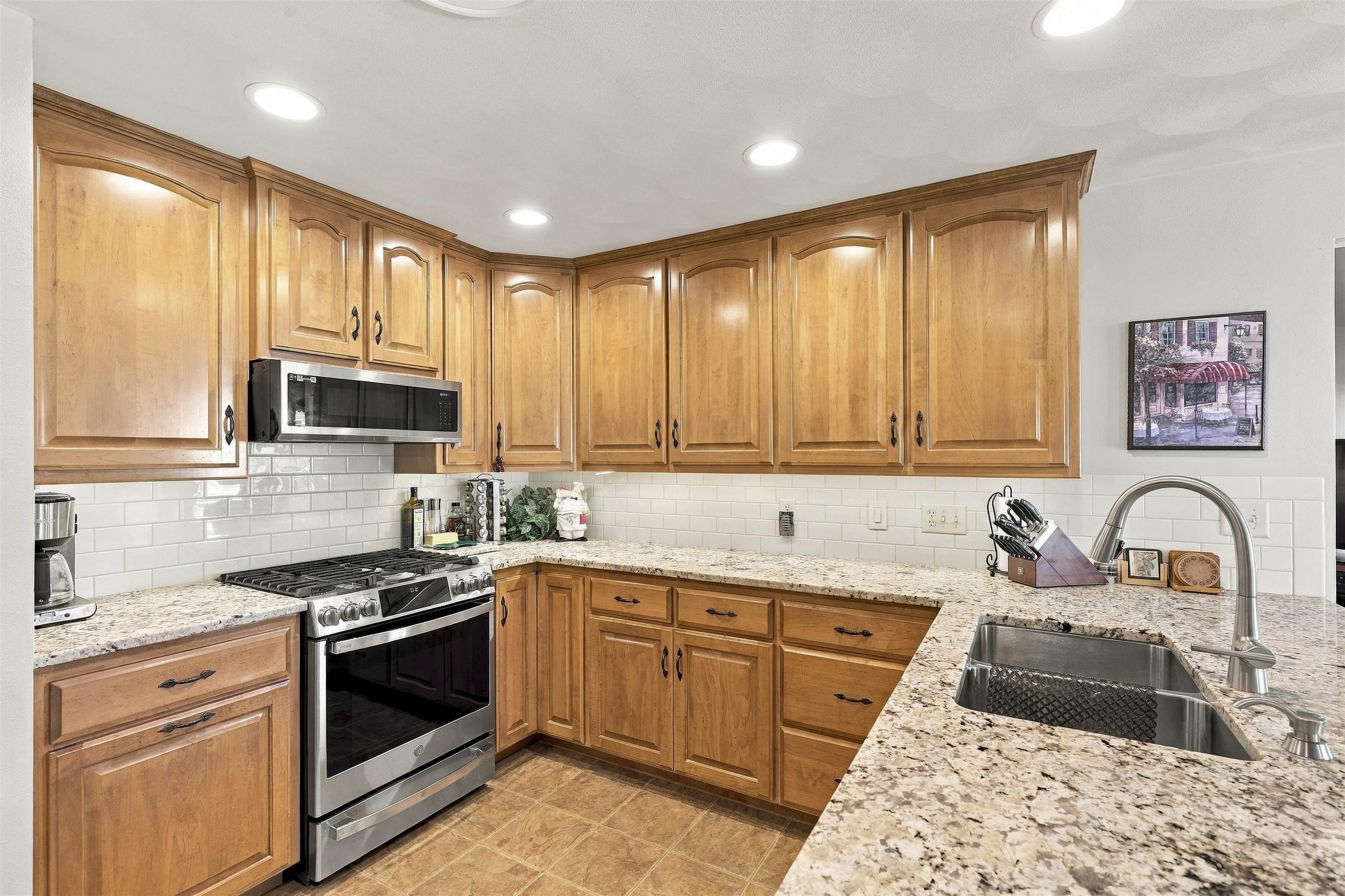 1394 W MASON RIDGE Court