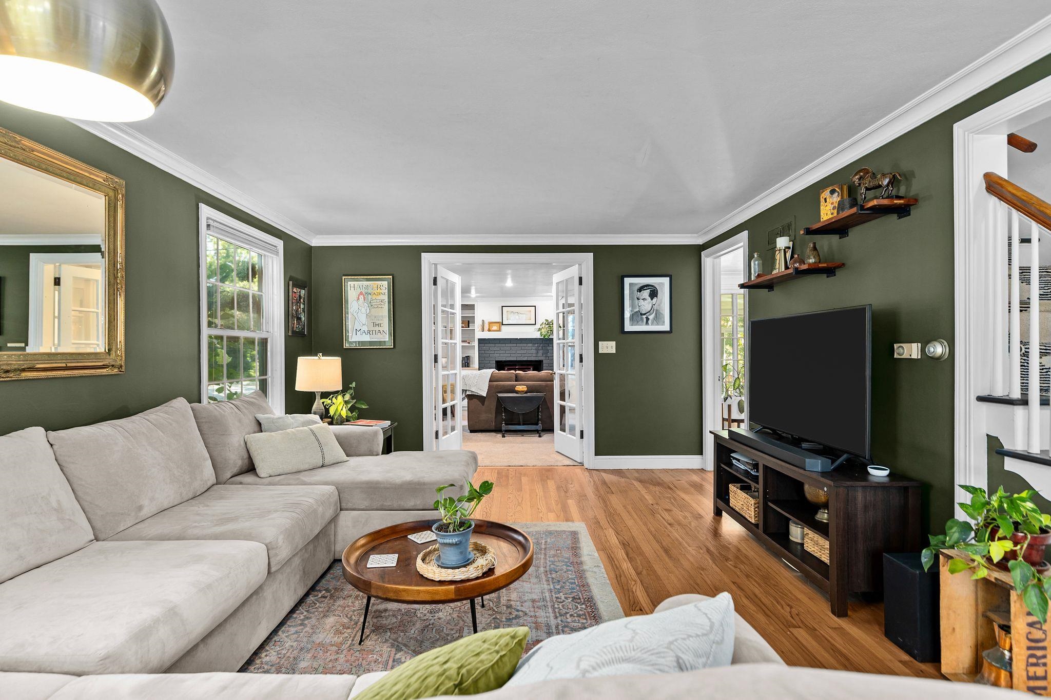 544 W SEYMOUR Street