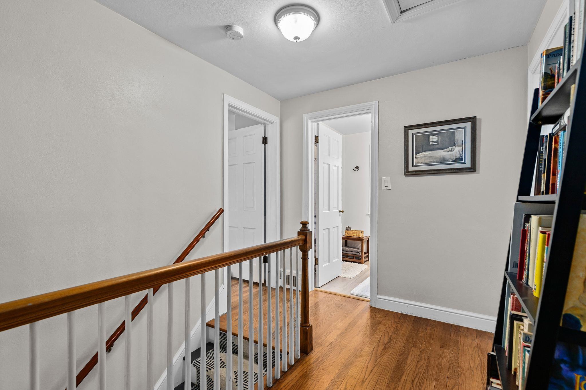 544 W SEYMOUR Street