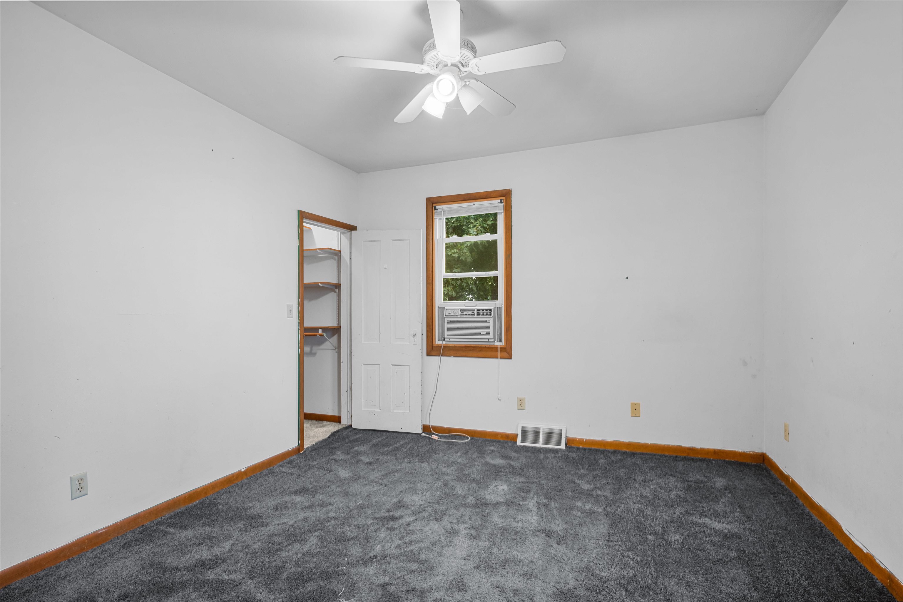 W 4841 W JEFFERSON Road