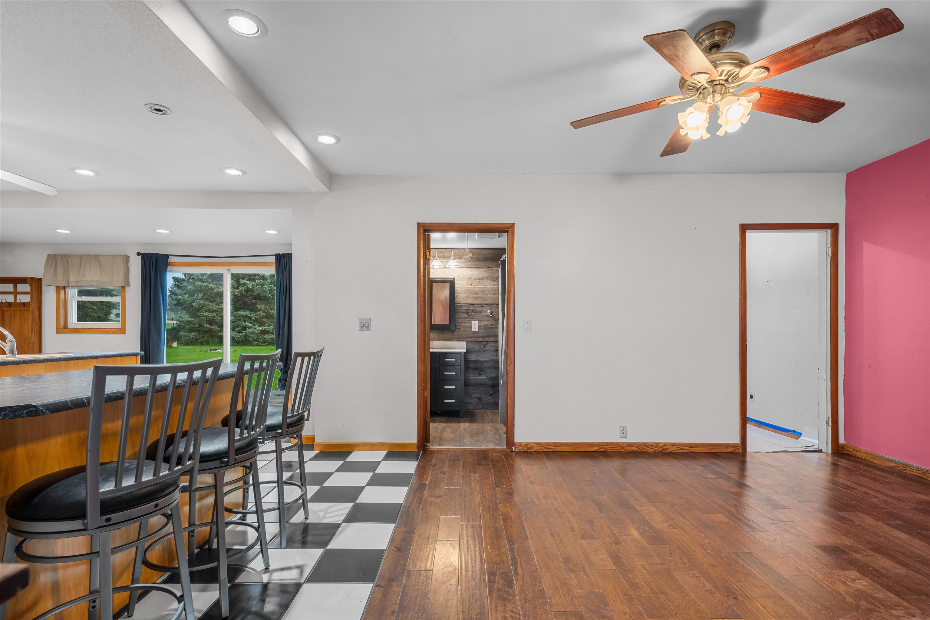 W 4841 W JEFFERSON Road
