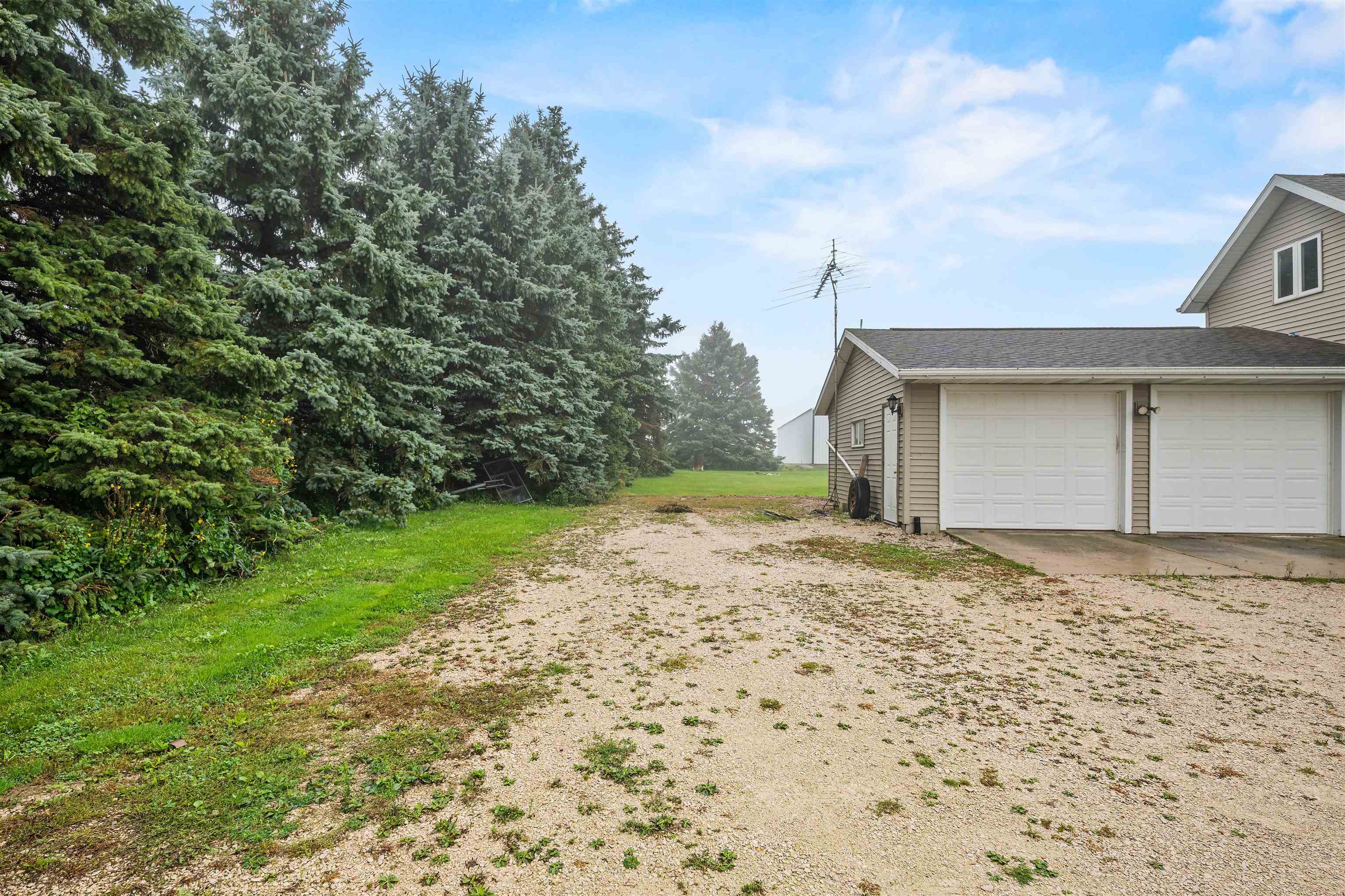 W 4841 W JEFFERSON Road