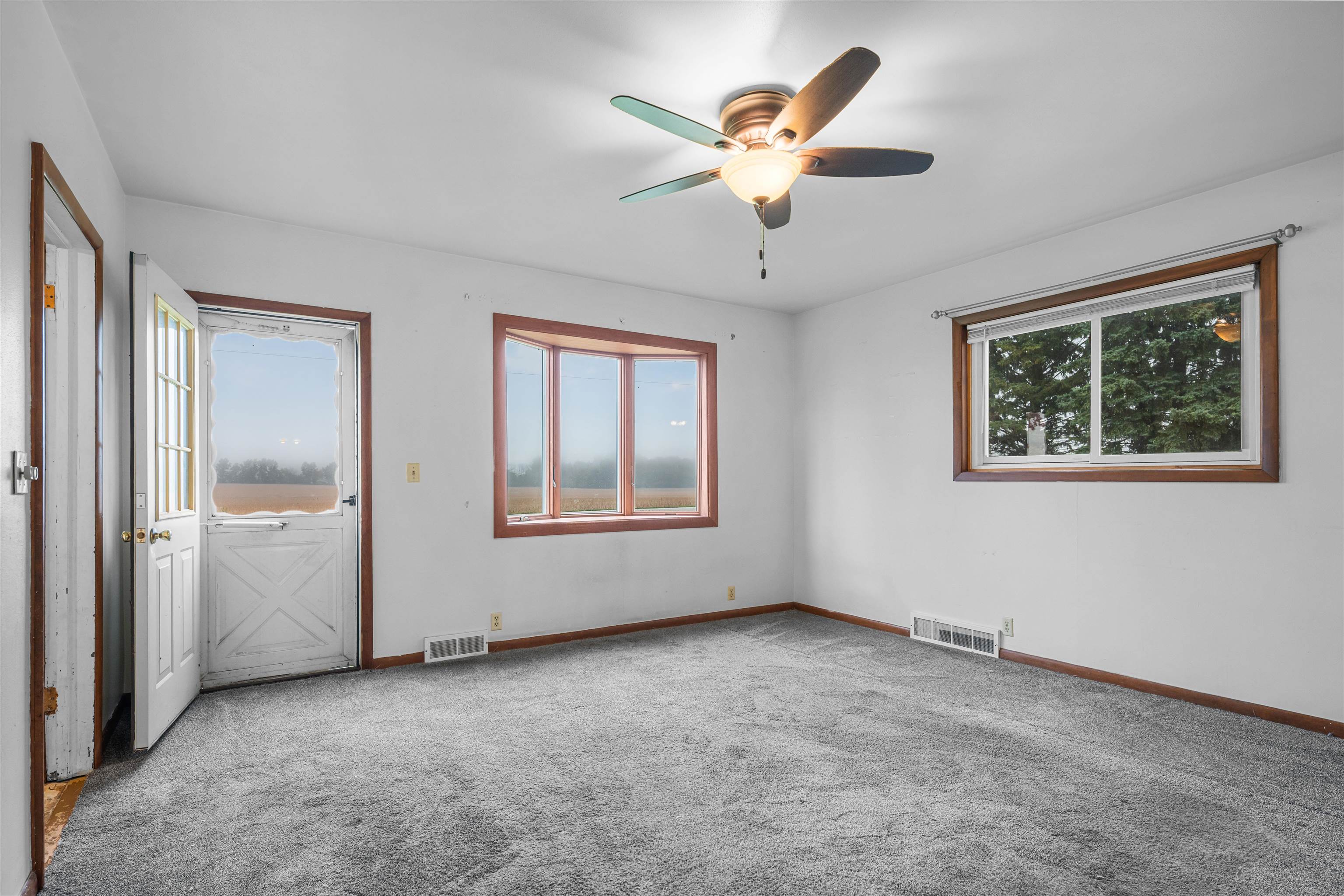 W 4841 W JEFFERSON Road