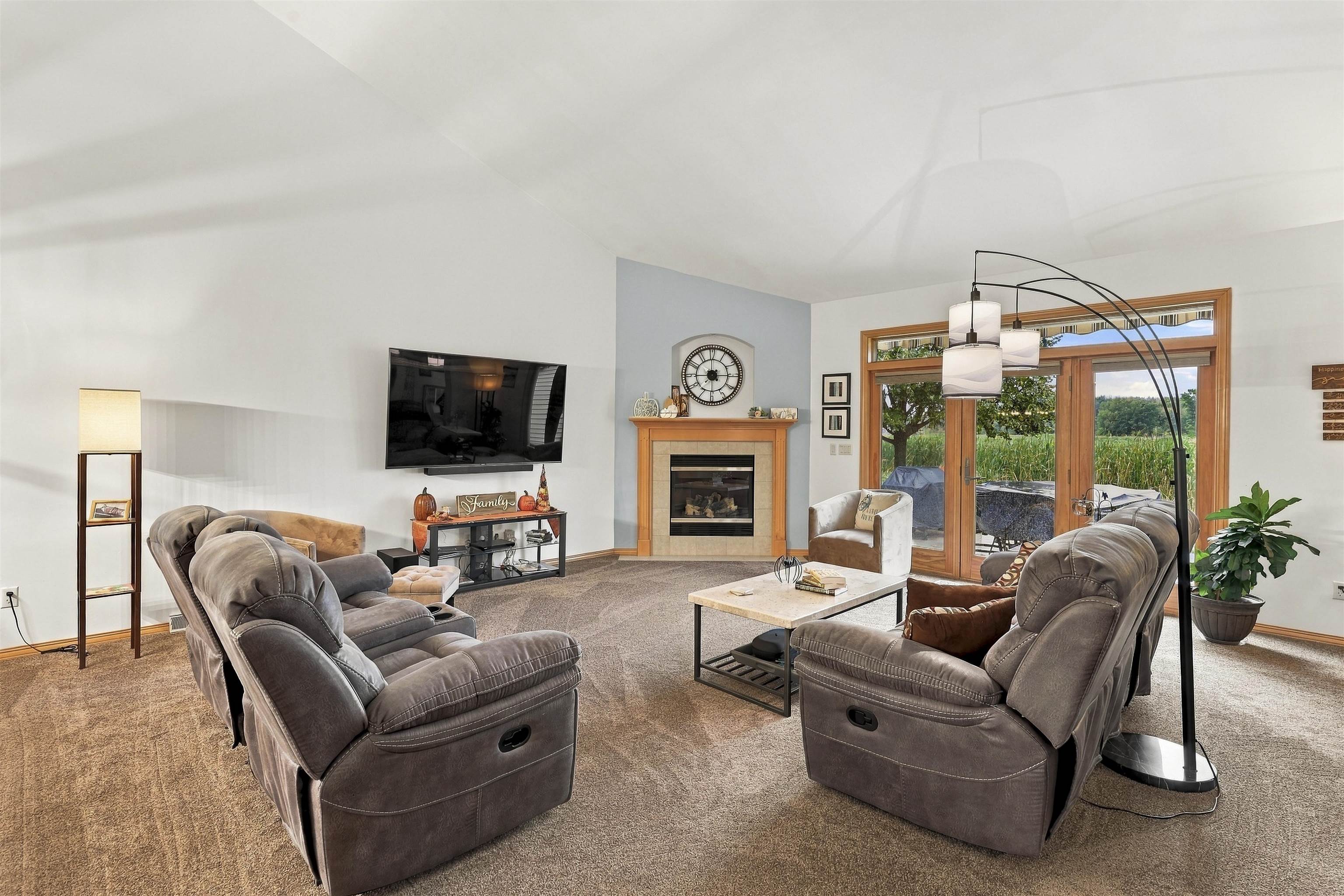 180 GOLF COURSE Drive