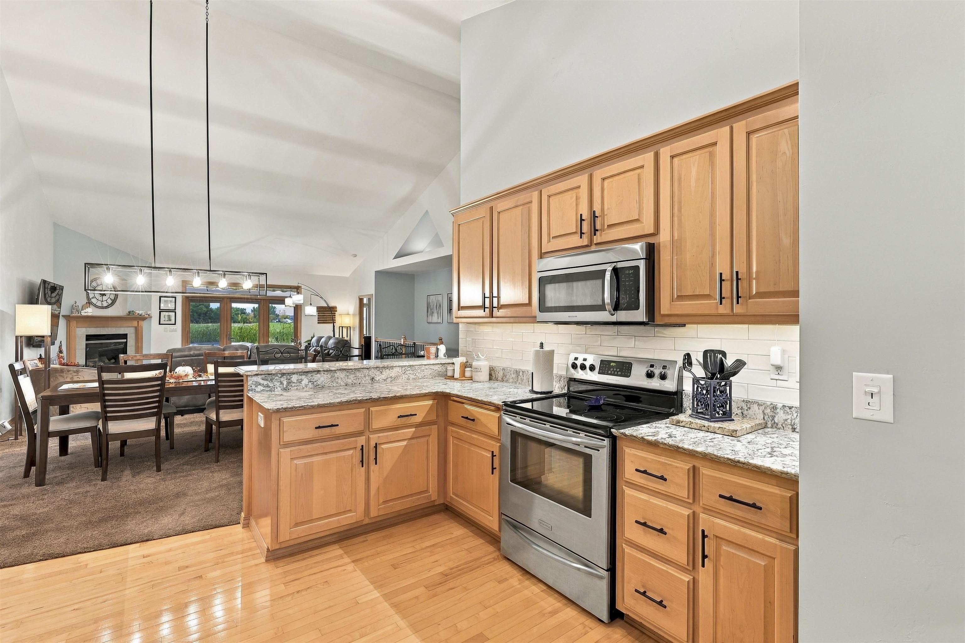 180 GOLF COURSE Drive