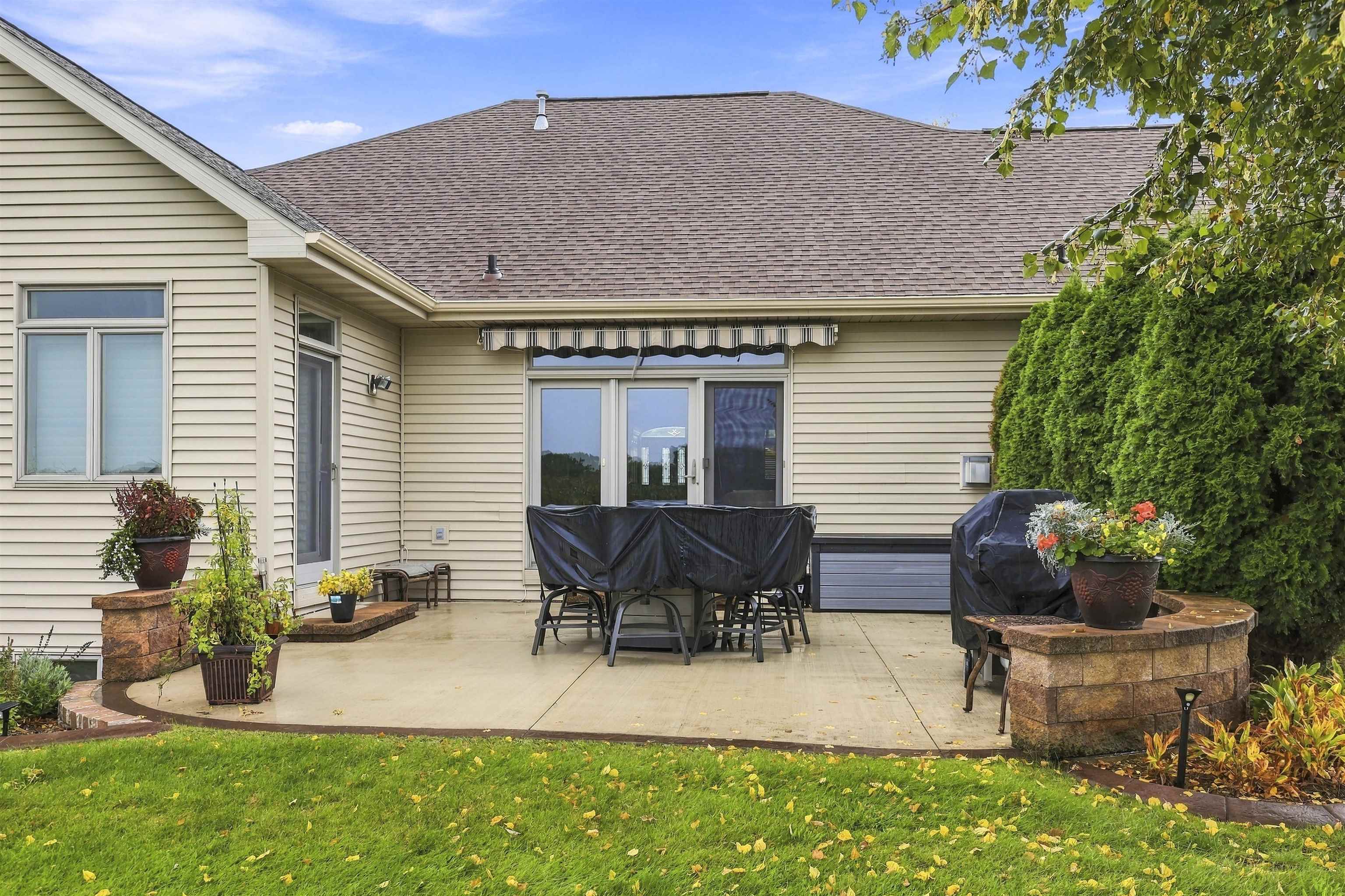180 GOLF COURSE Drive