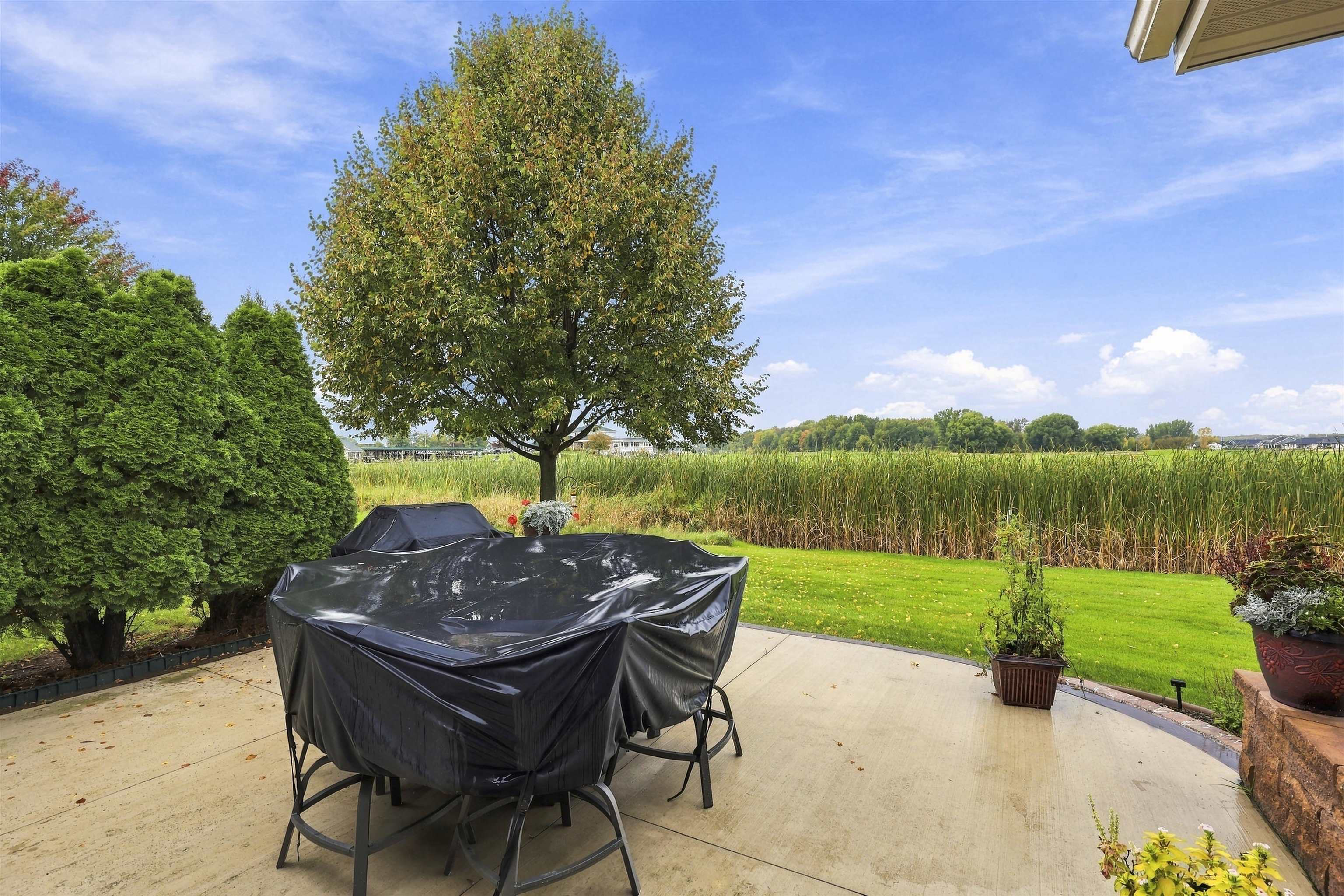 180 GOLF COURSE Drive