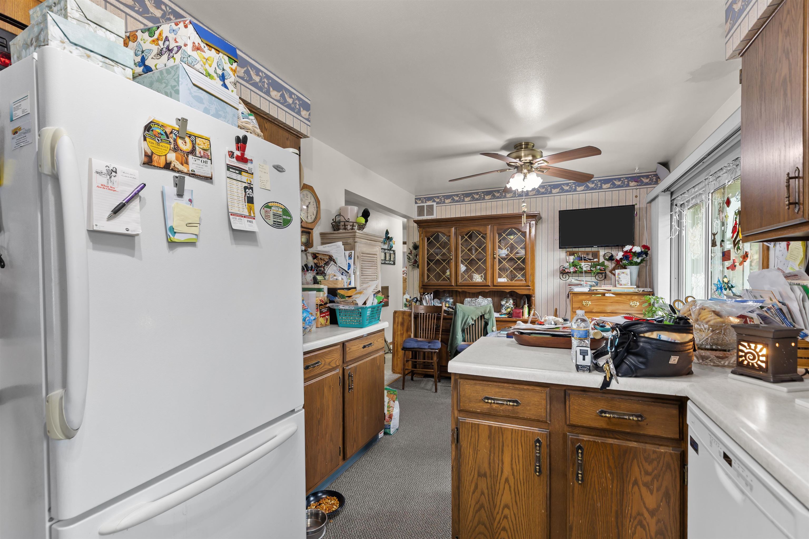 N4131 GARVEY Avenue