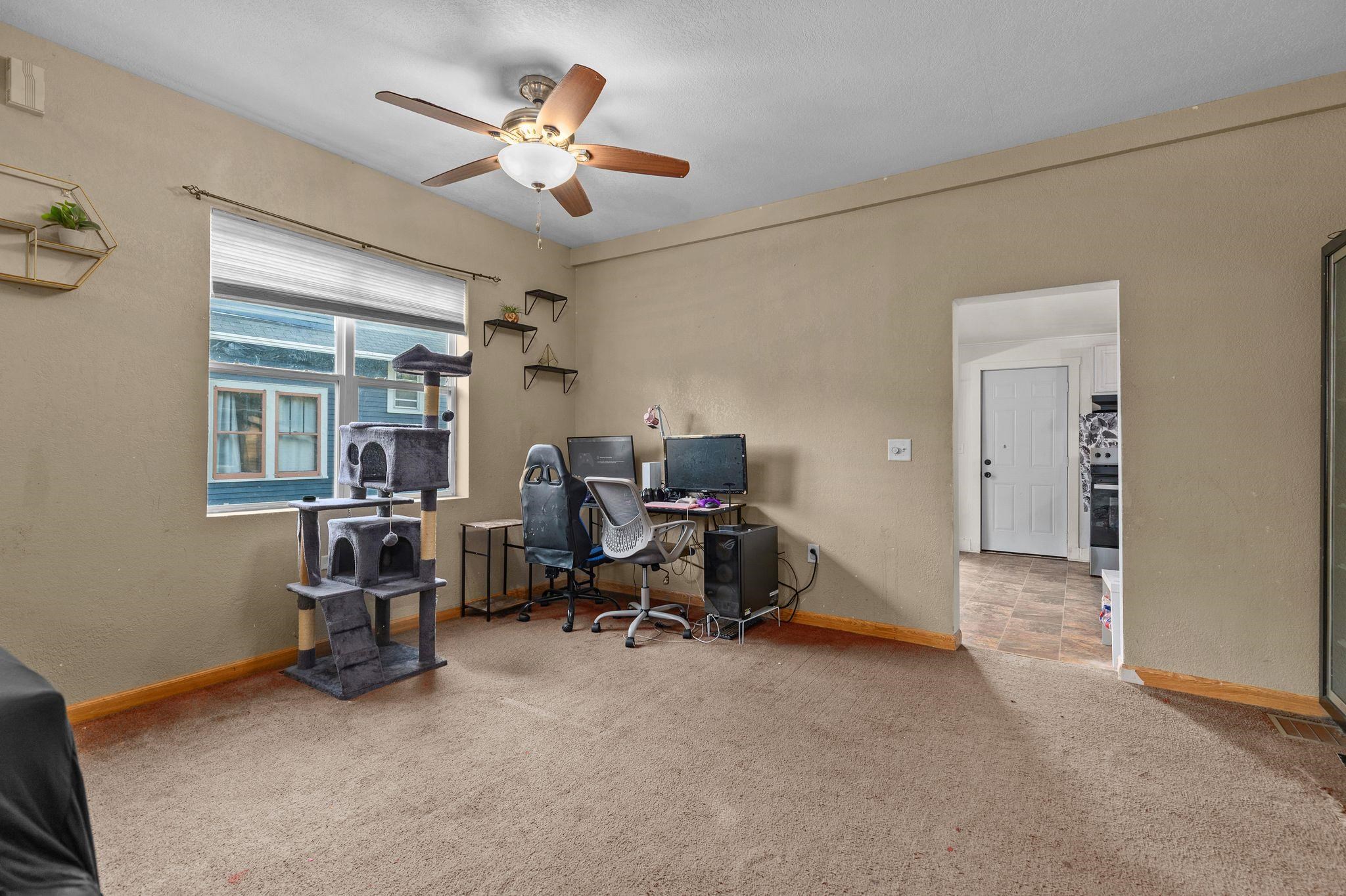 333 W 11TH Avenue