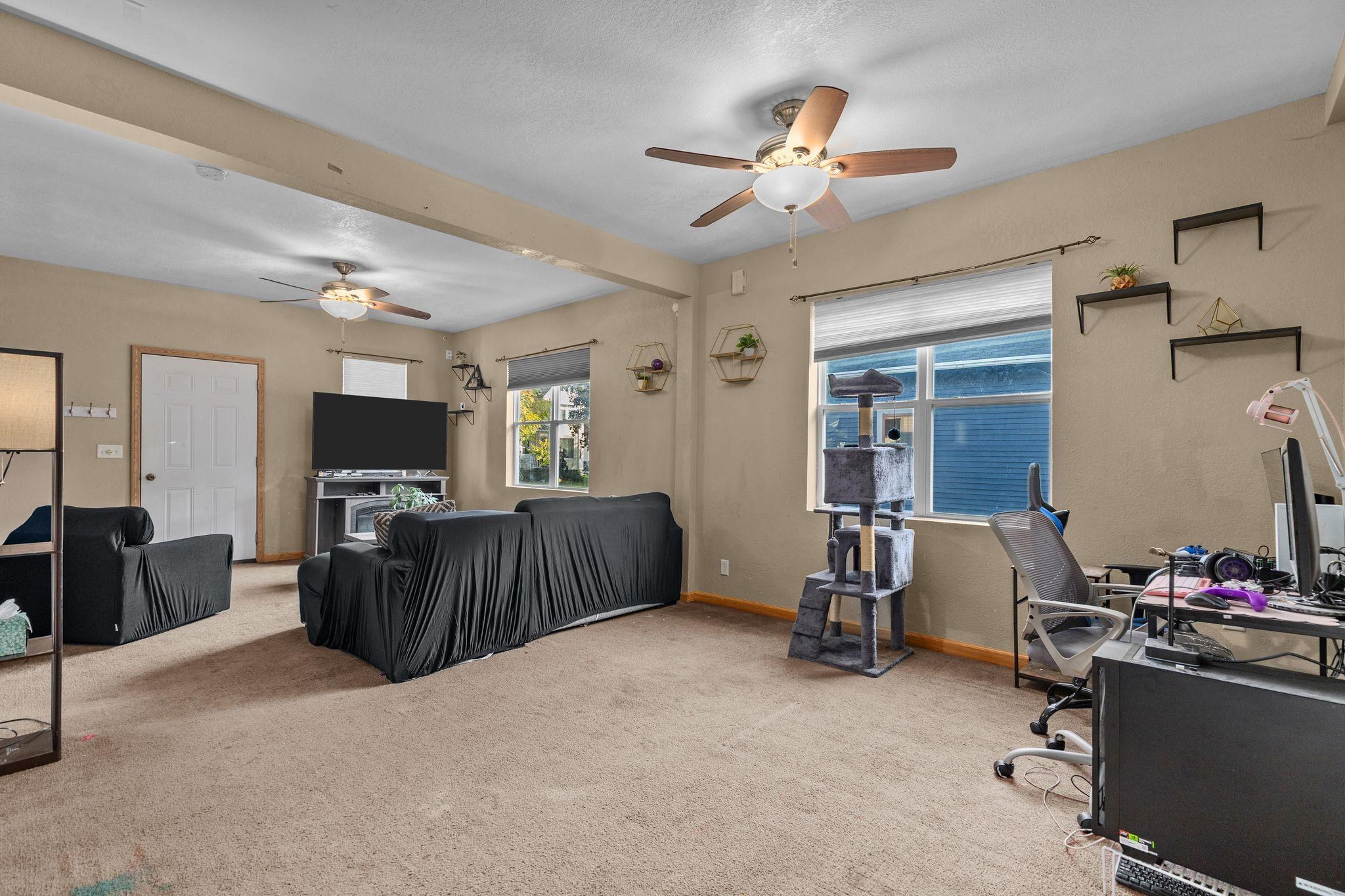 333 W 11TH Avenue