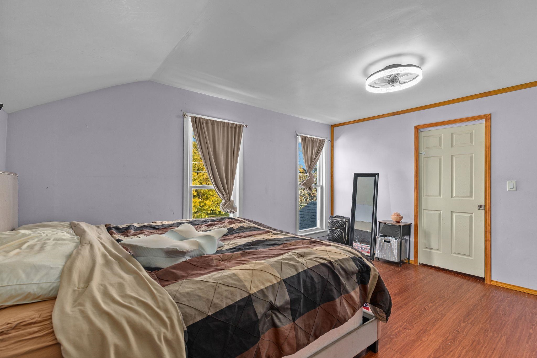 333 W 11TH Avenue