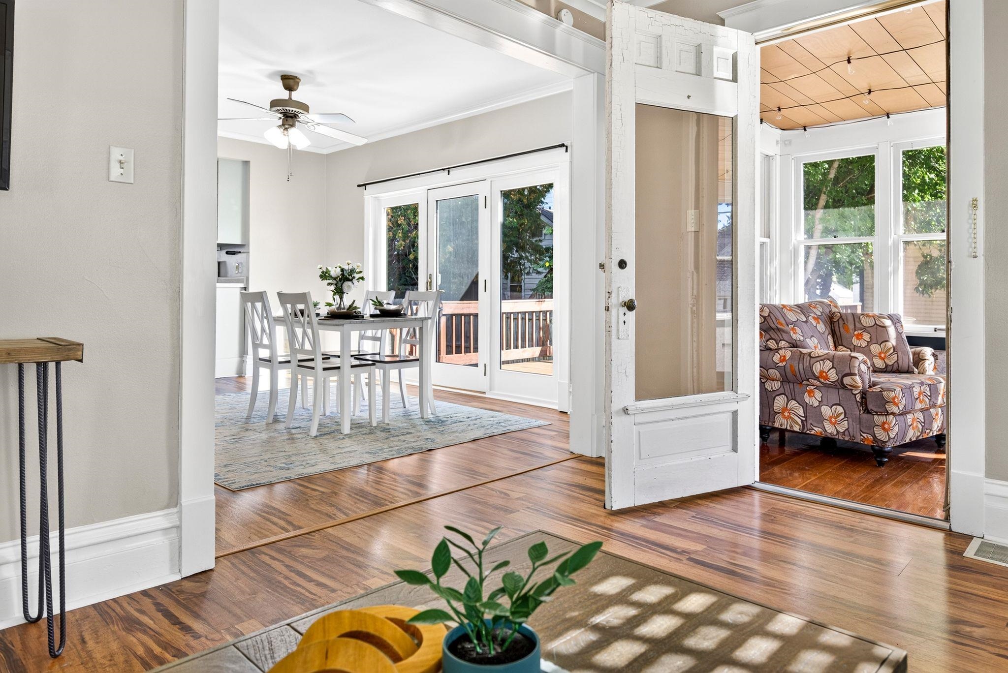 210 W 16TH Avenue