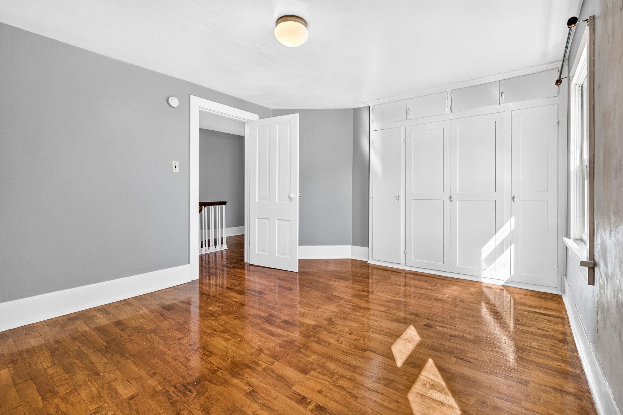 210 W 16TH Avenue
