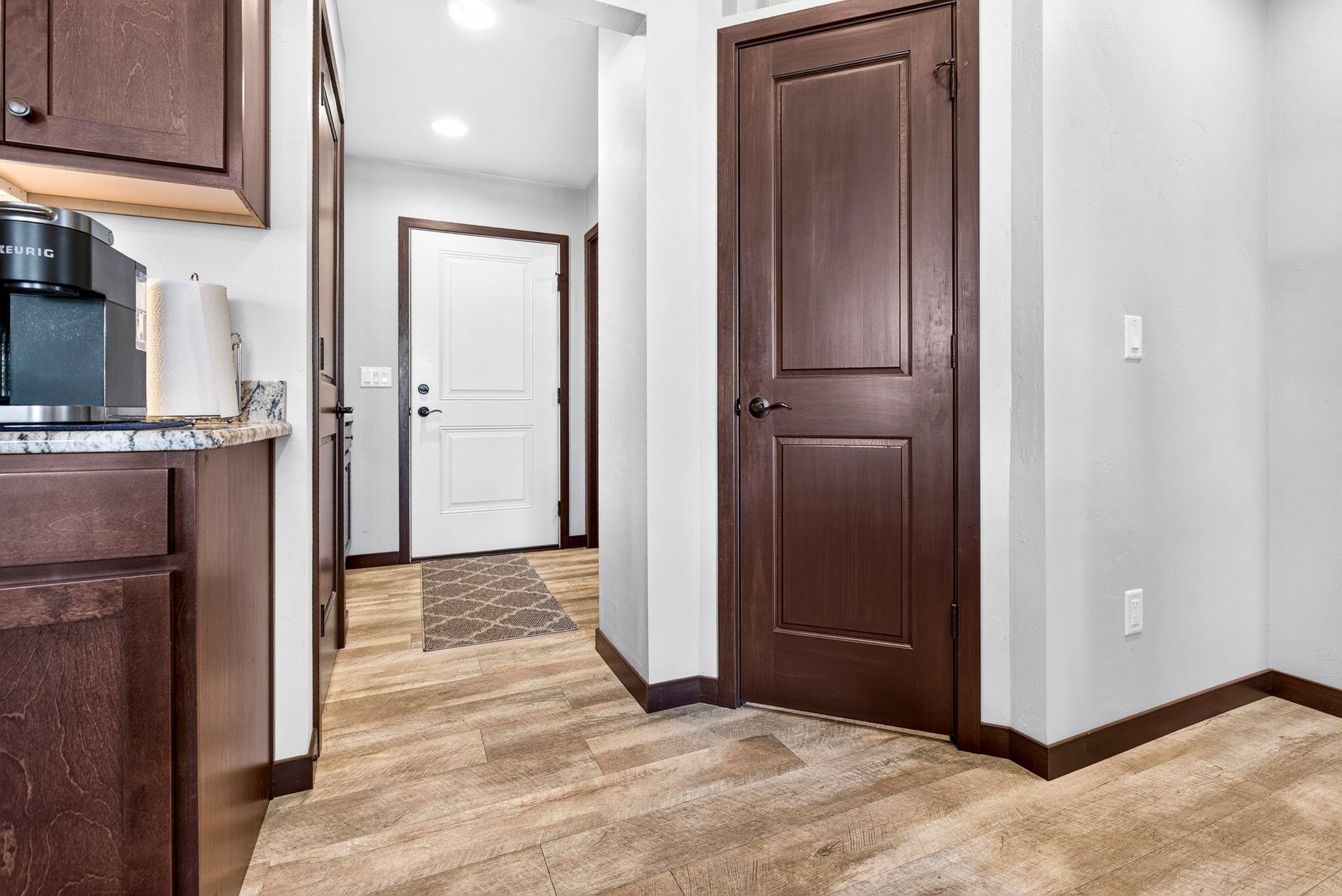 2224 MADELYNN Lane