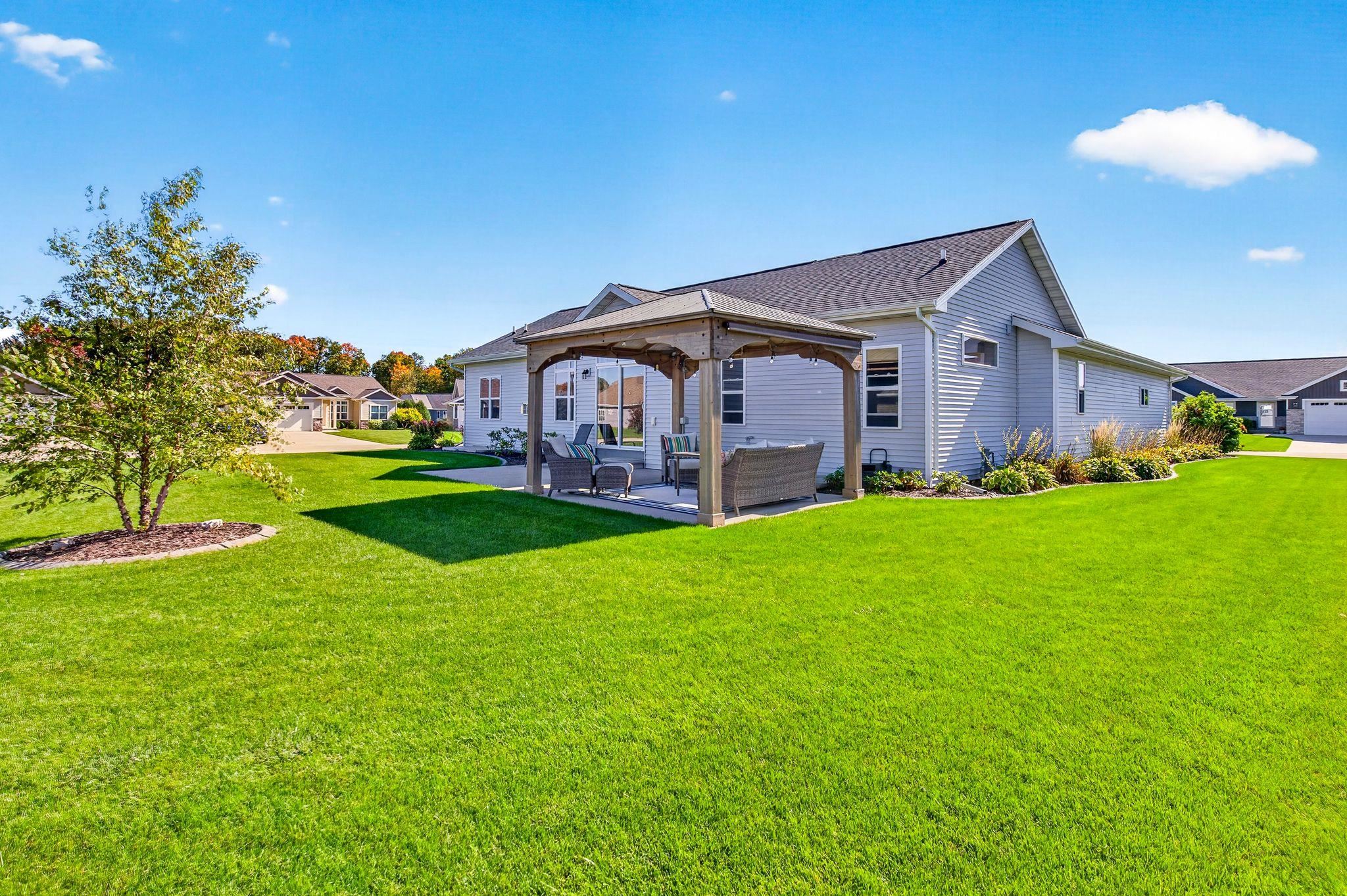 2224 MADELYNN Lane