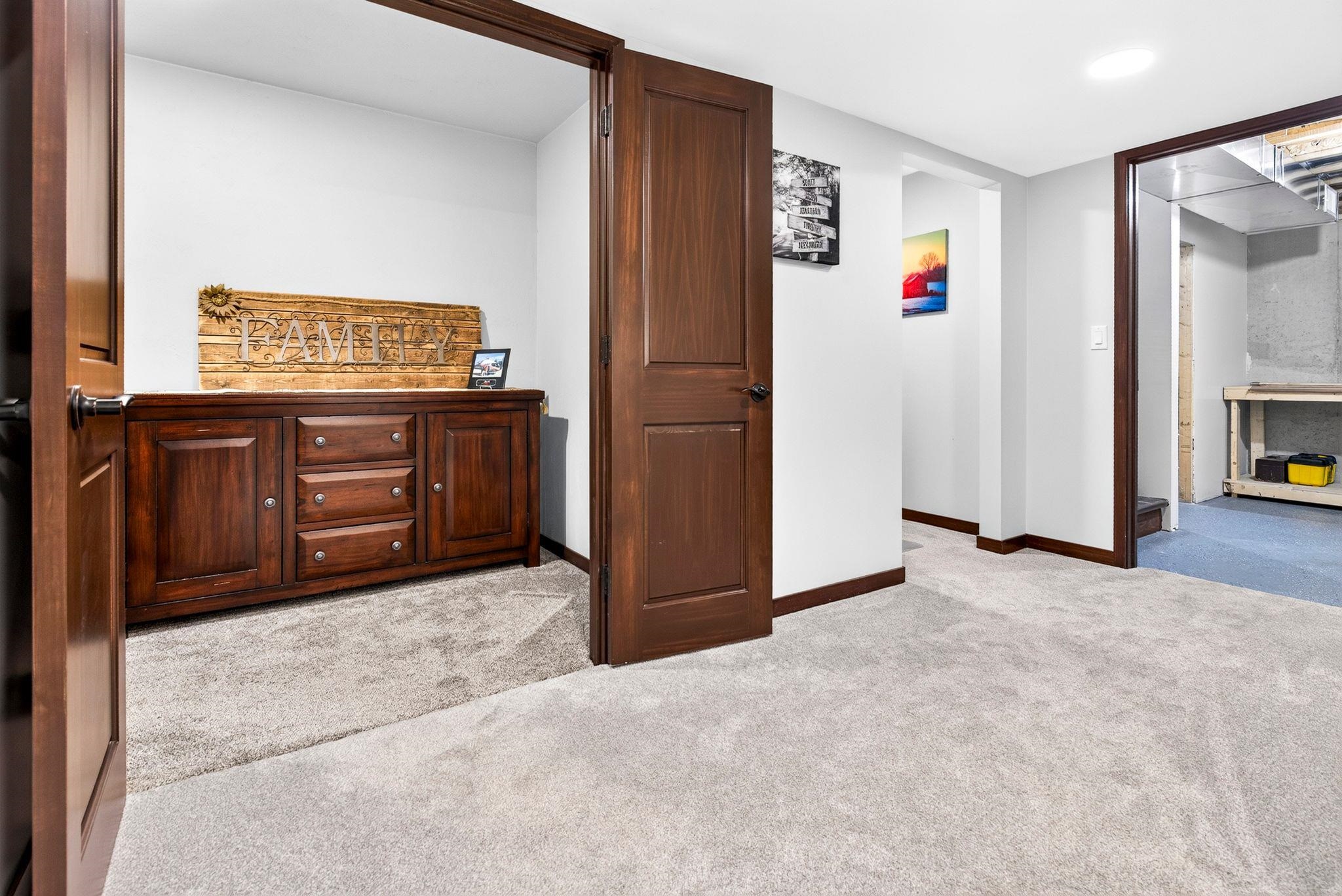 2224 MADELYNN Lane