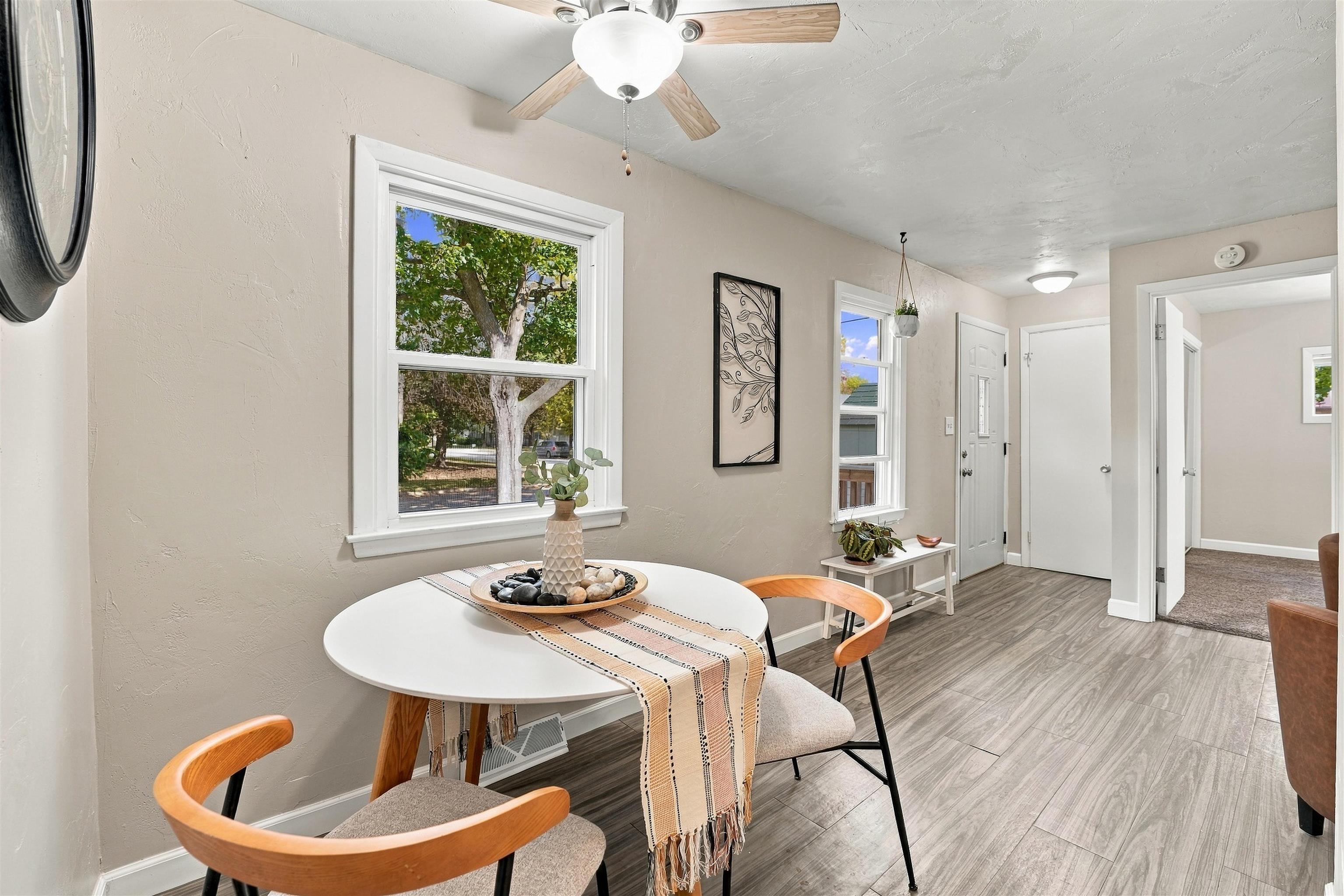 1005 W 4TH Street