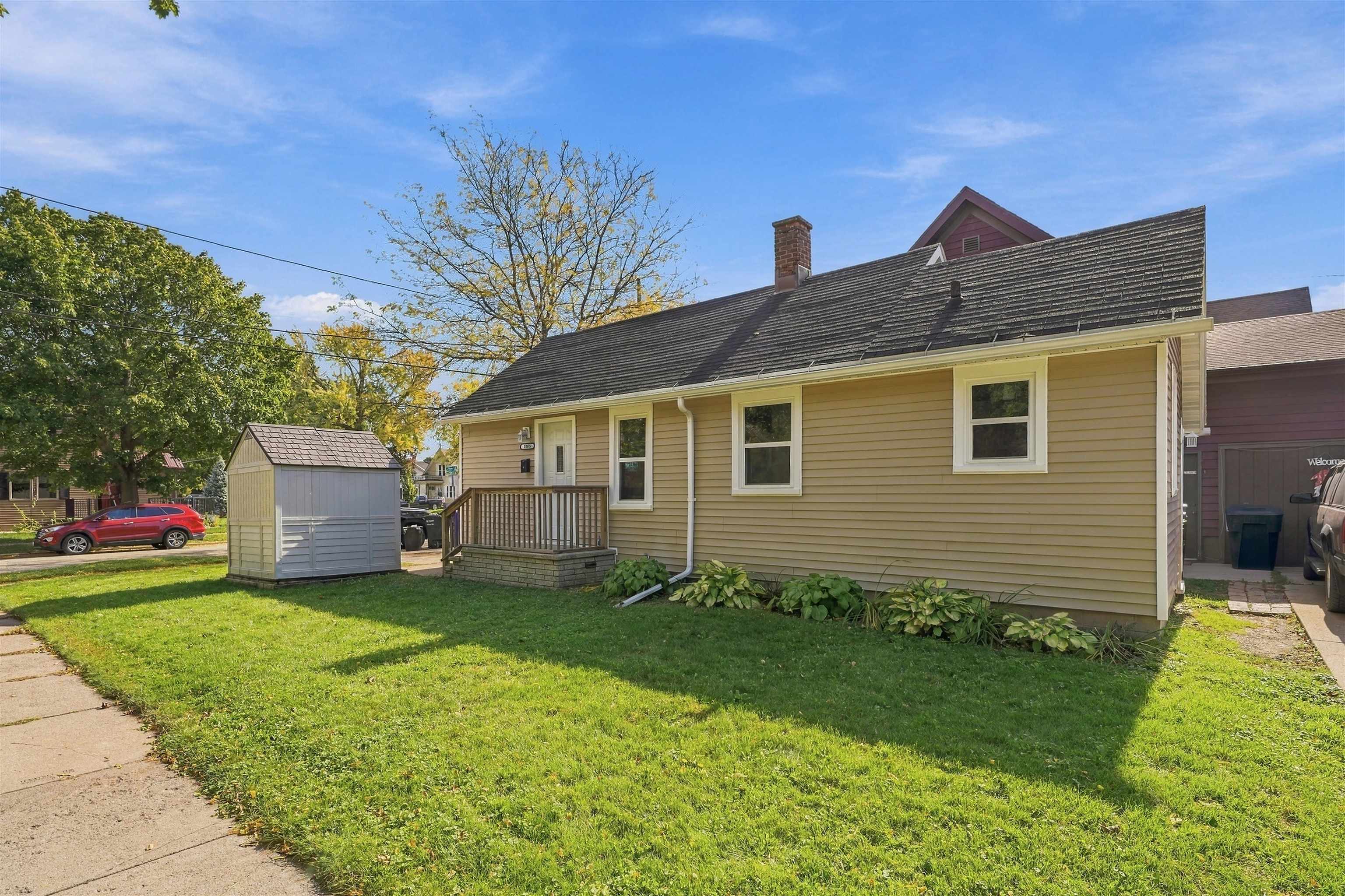 1005 W 4TH Street