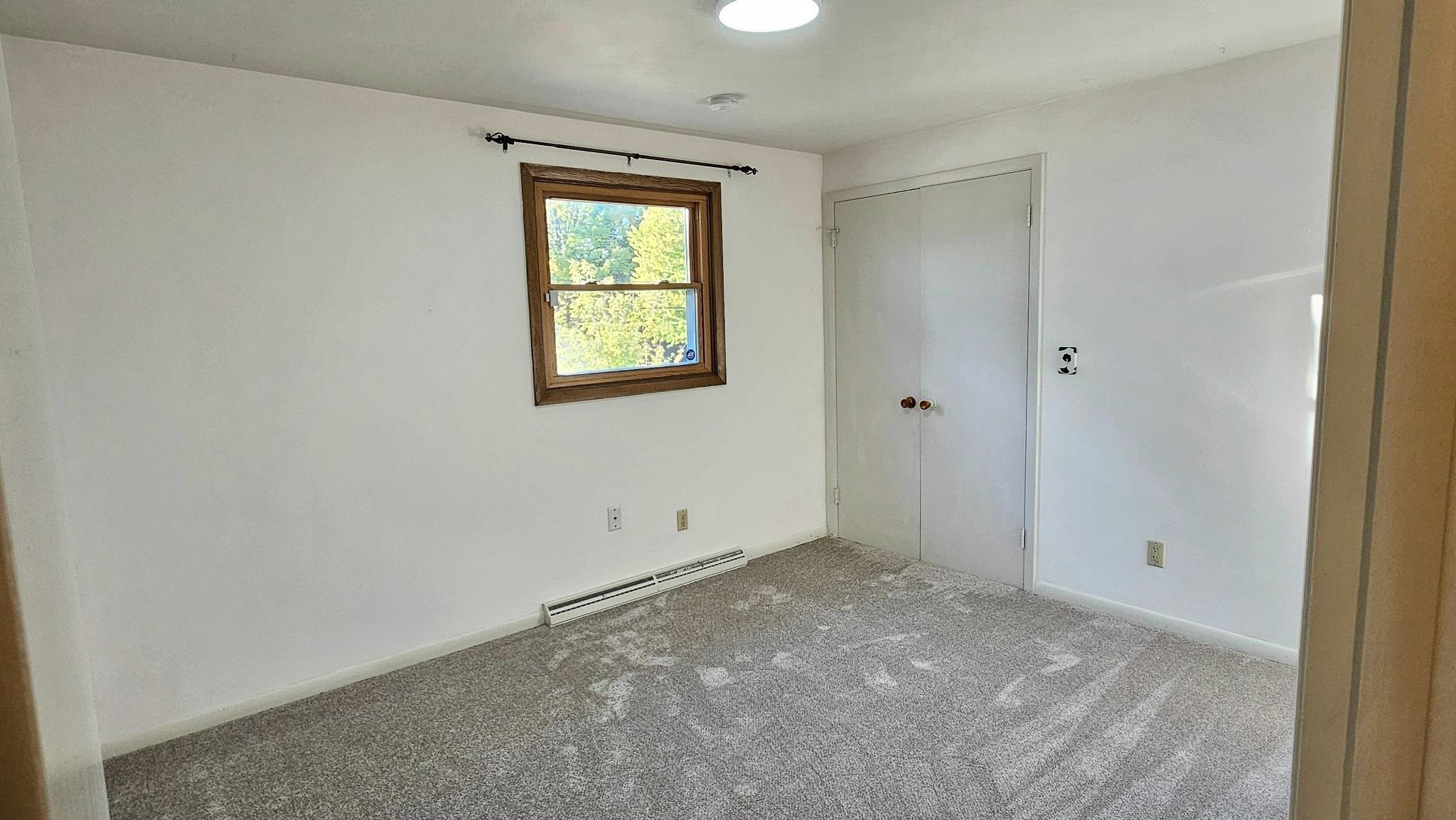 24 WEIMAR Court