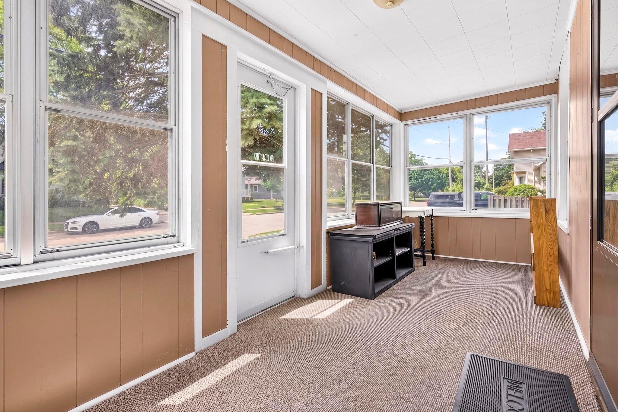 244 W 19TH Avenue