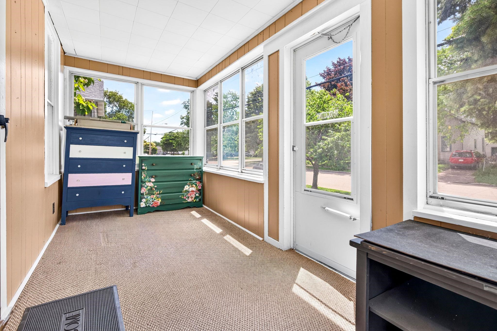 244 W 19TH Avenue