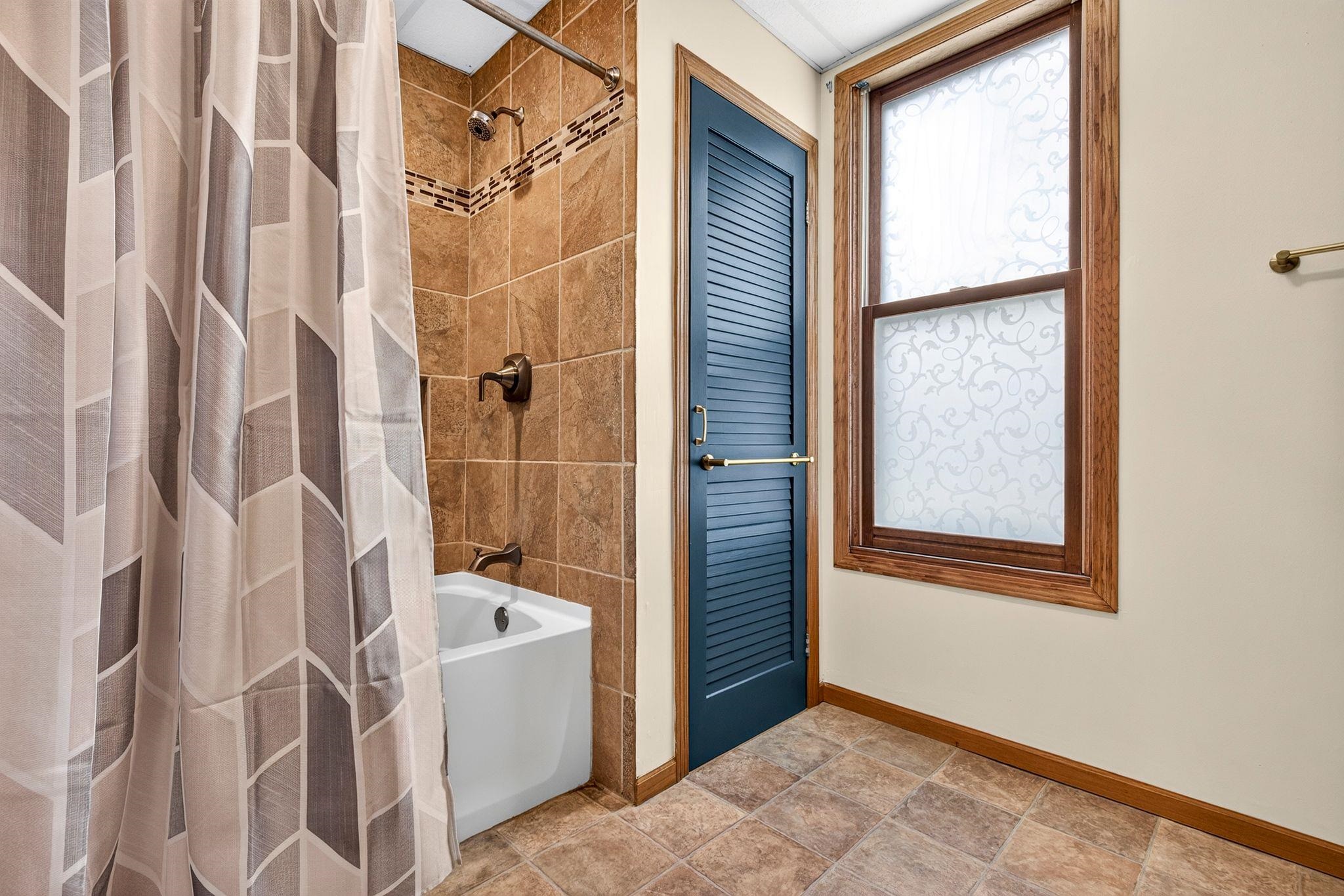 244 W 19TH Avenue