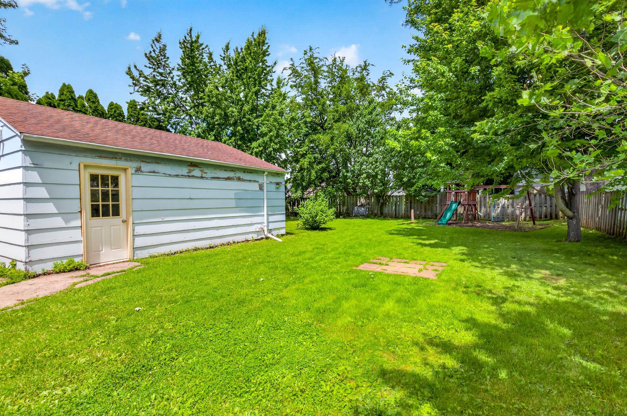 244 W 19TH Avenue