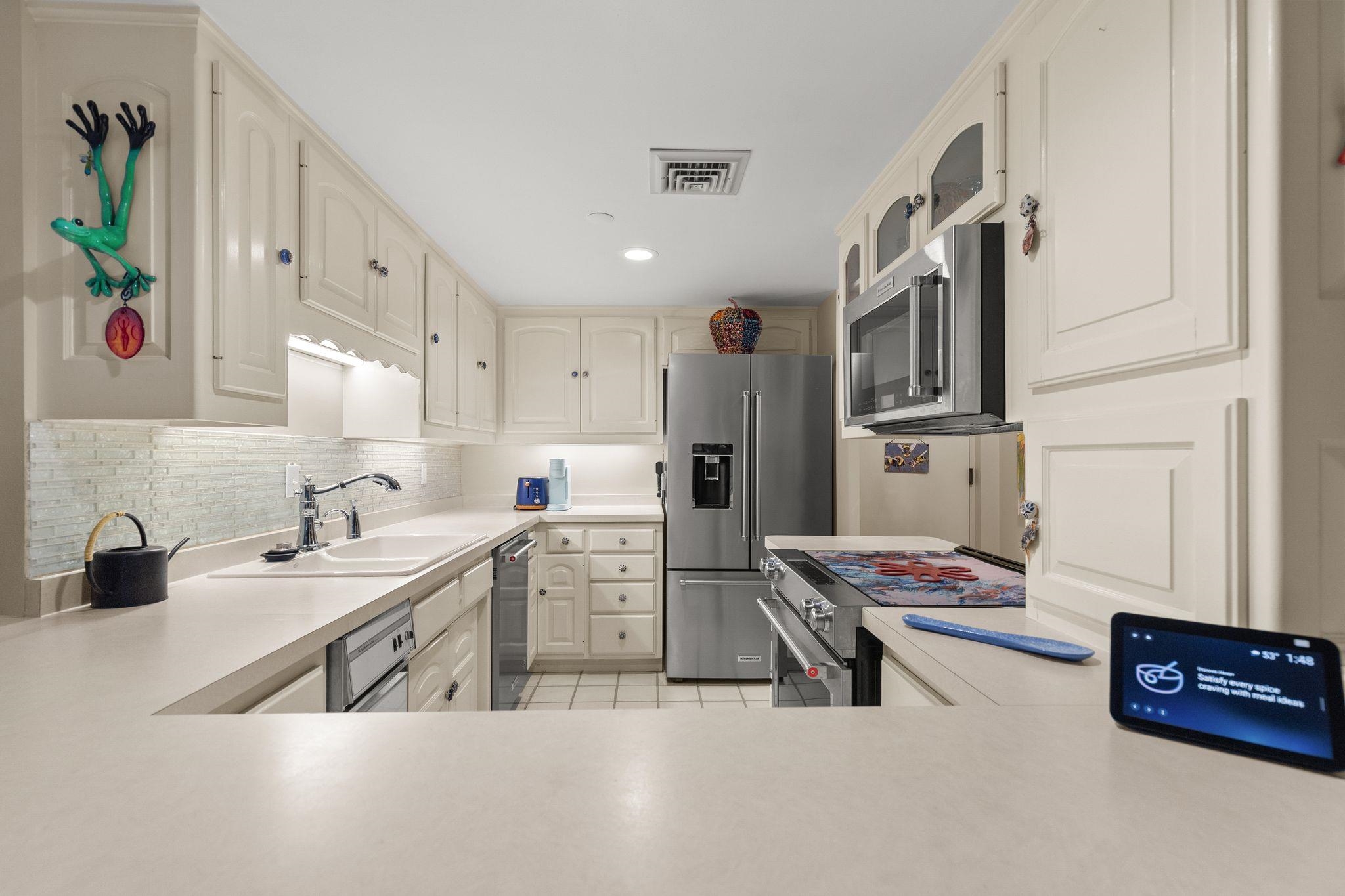 2631 NORTHERN Road Unit: 230