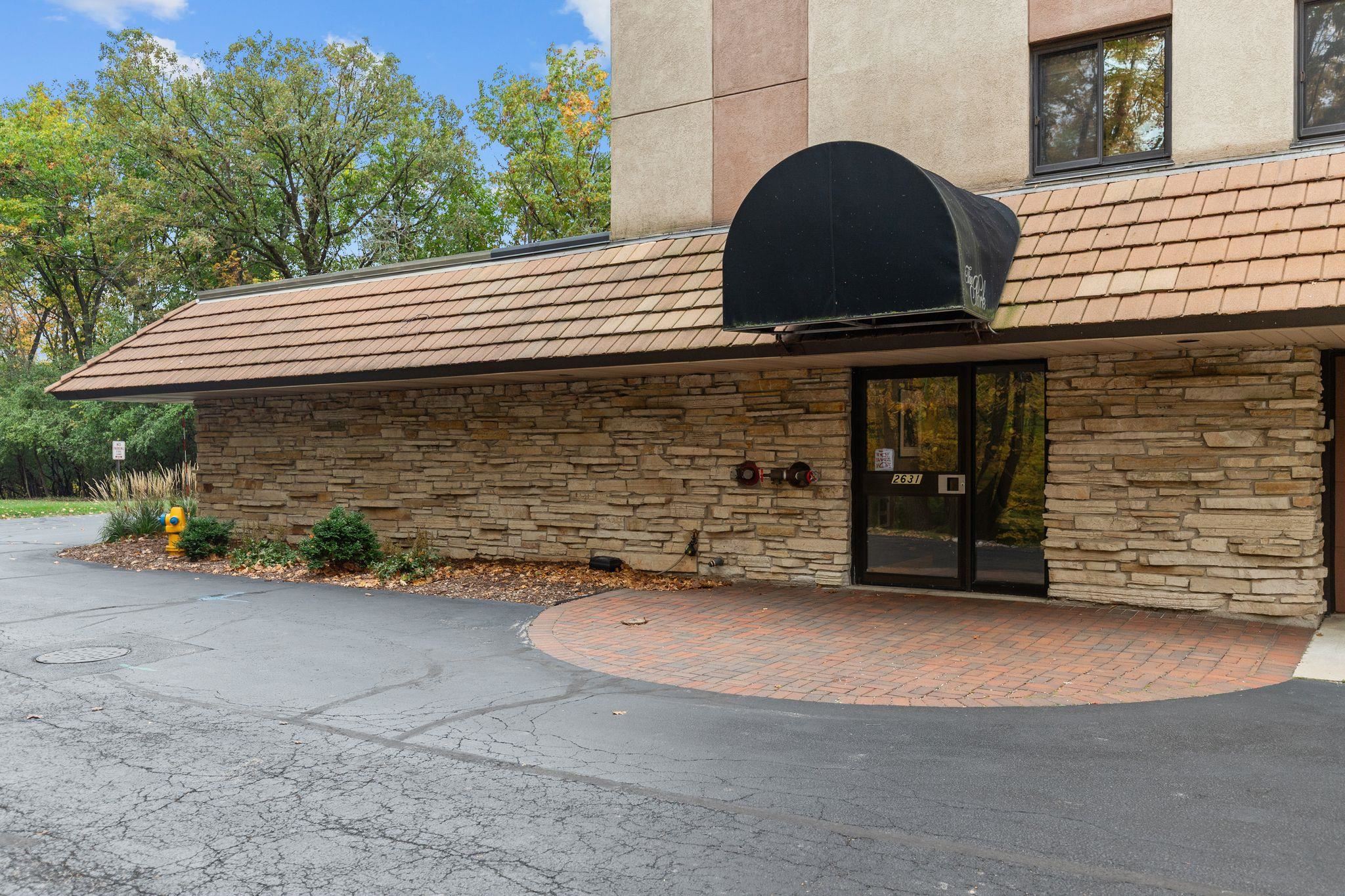 2631 NORTHERN Road Unit: 230