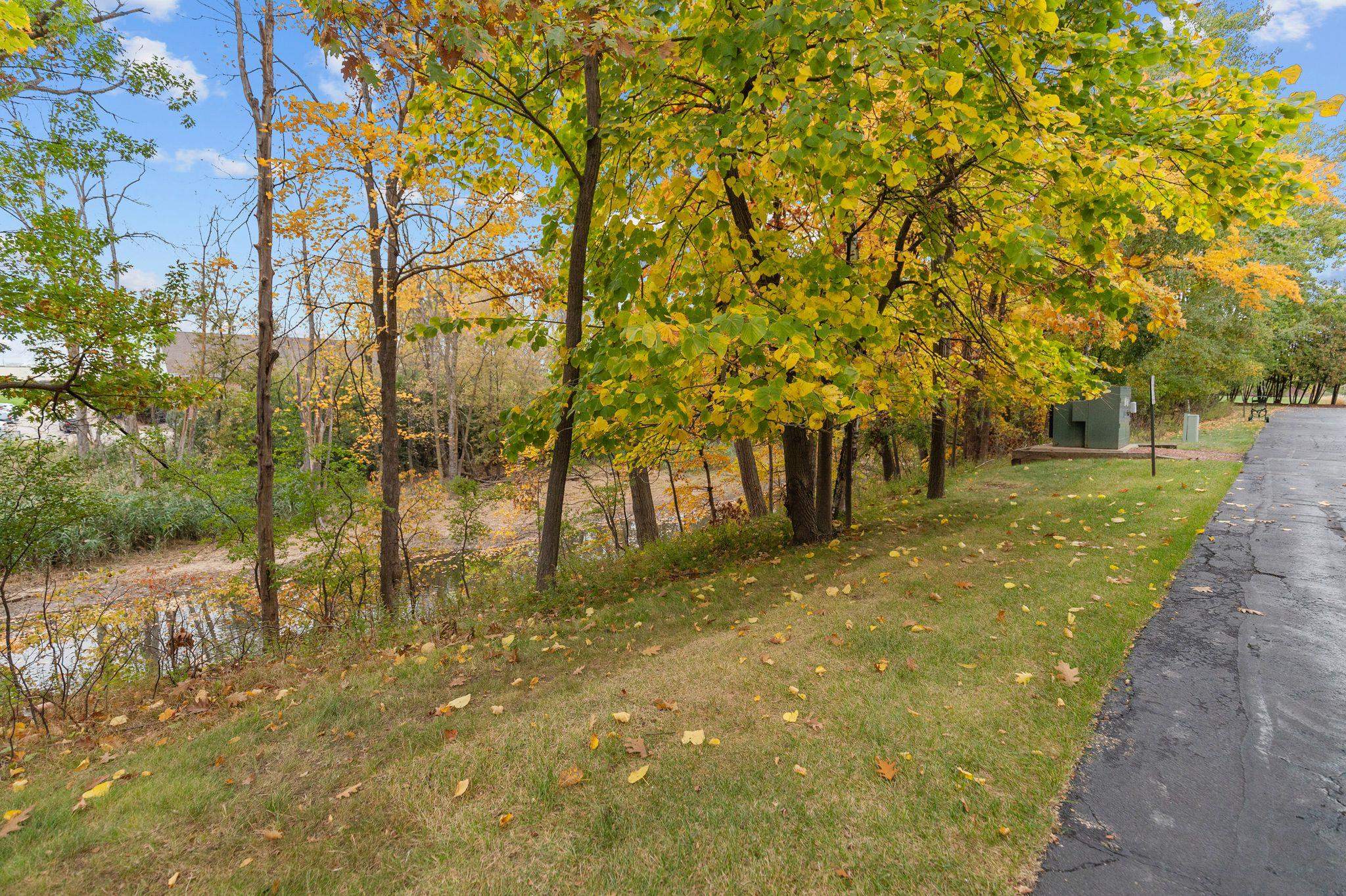 2631 NORTHERN Road Unit: 230