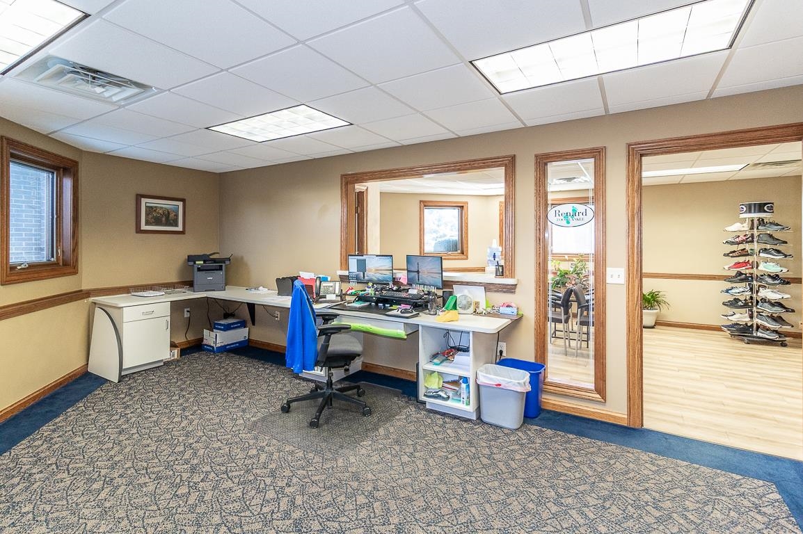 702 EISENHOWER Drive Unit: A