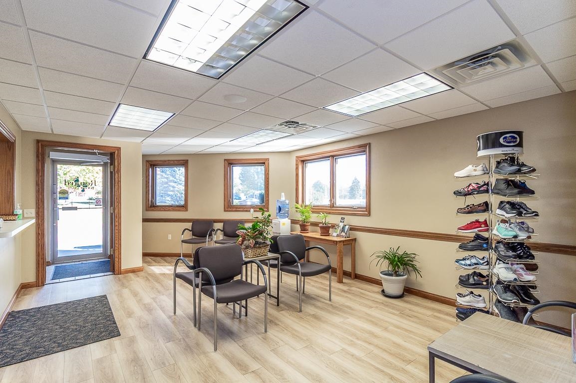 702 EISENHOWER Drive Unit: A