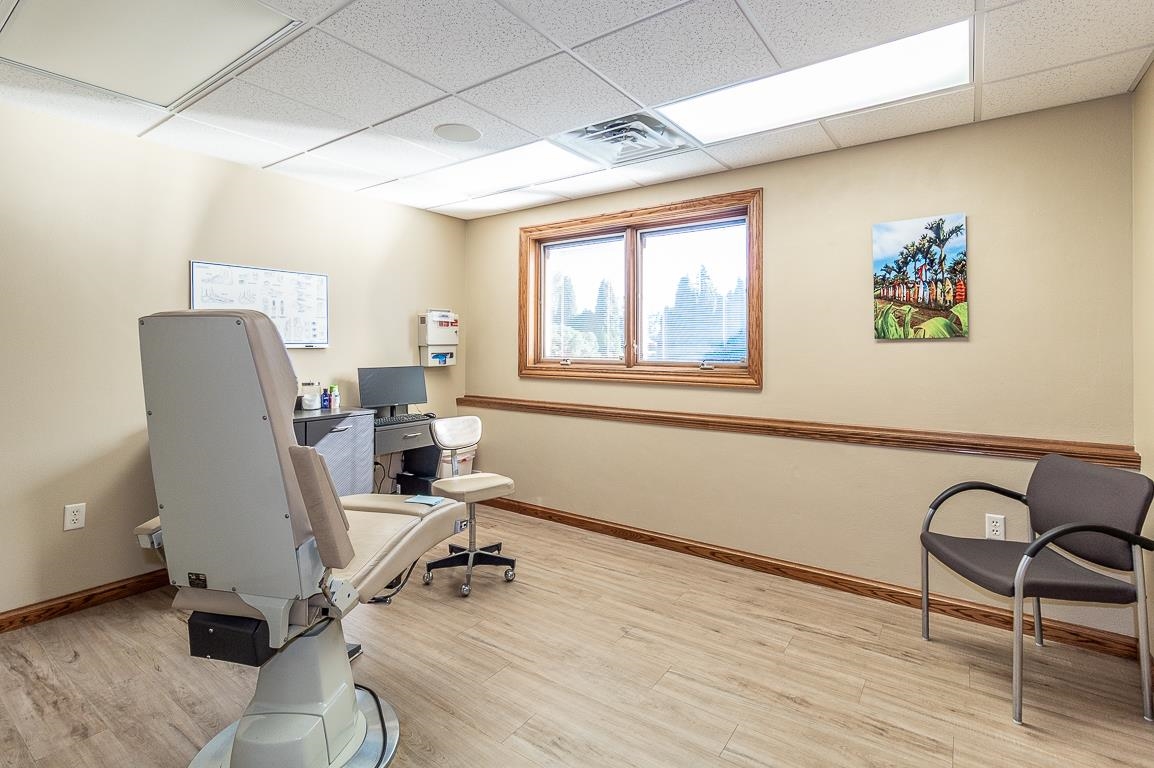 702 EISENHOWER Drive Unit: A