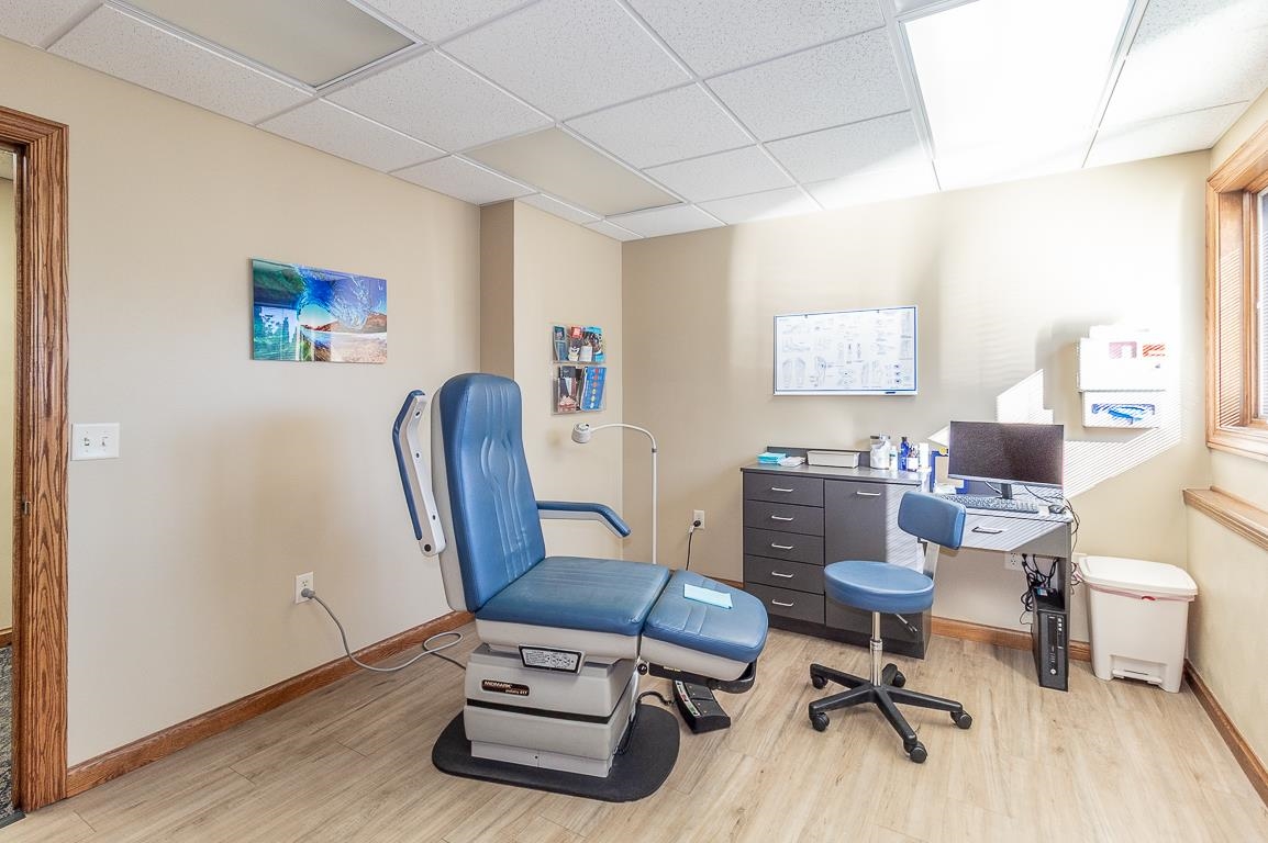 702 EISENHOWER Drive Unit: A