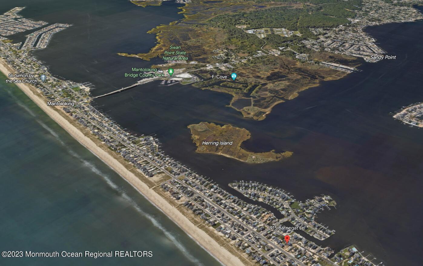 915 Barnegat Lane